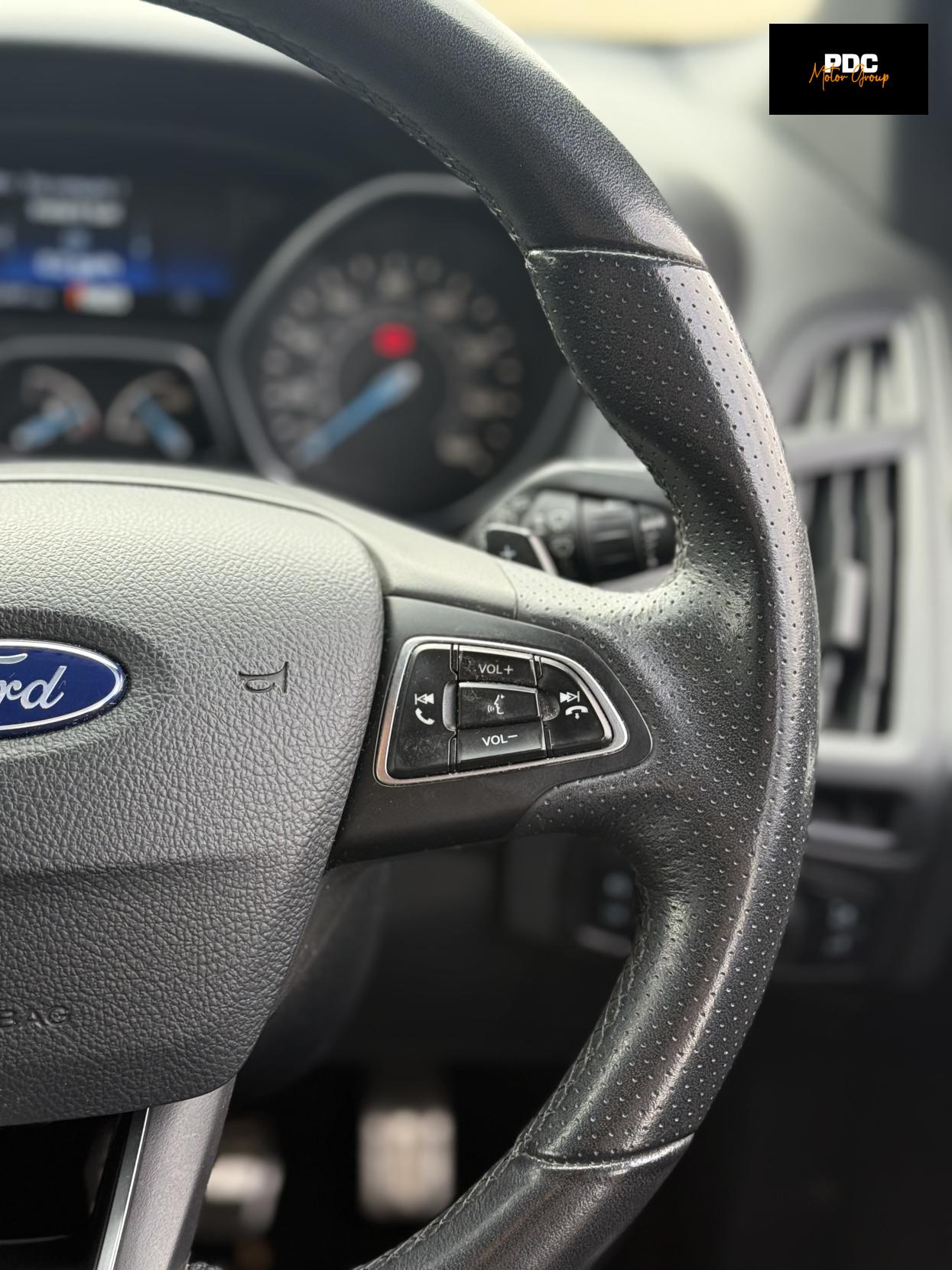 Ford Focus 1.0T EcoBoost ST-Line Hatchback 5dr Petrol Auto Euro 6 (s/s) (125 ps)