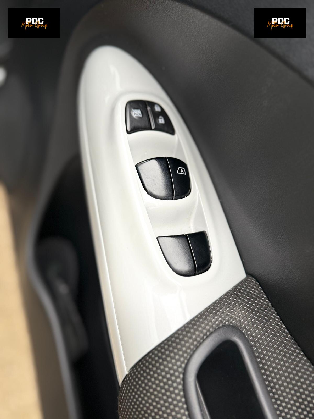 Nissan Juke 1.2 DIG-T N-Connecta Euro 6 (s/s) 5dr