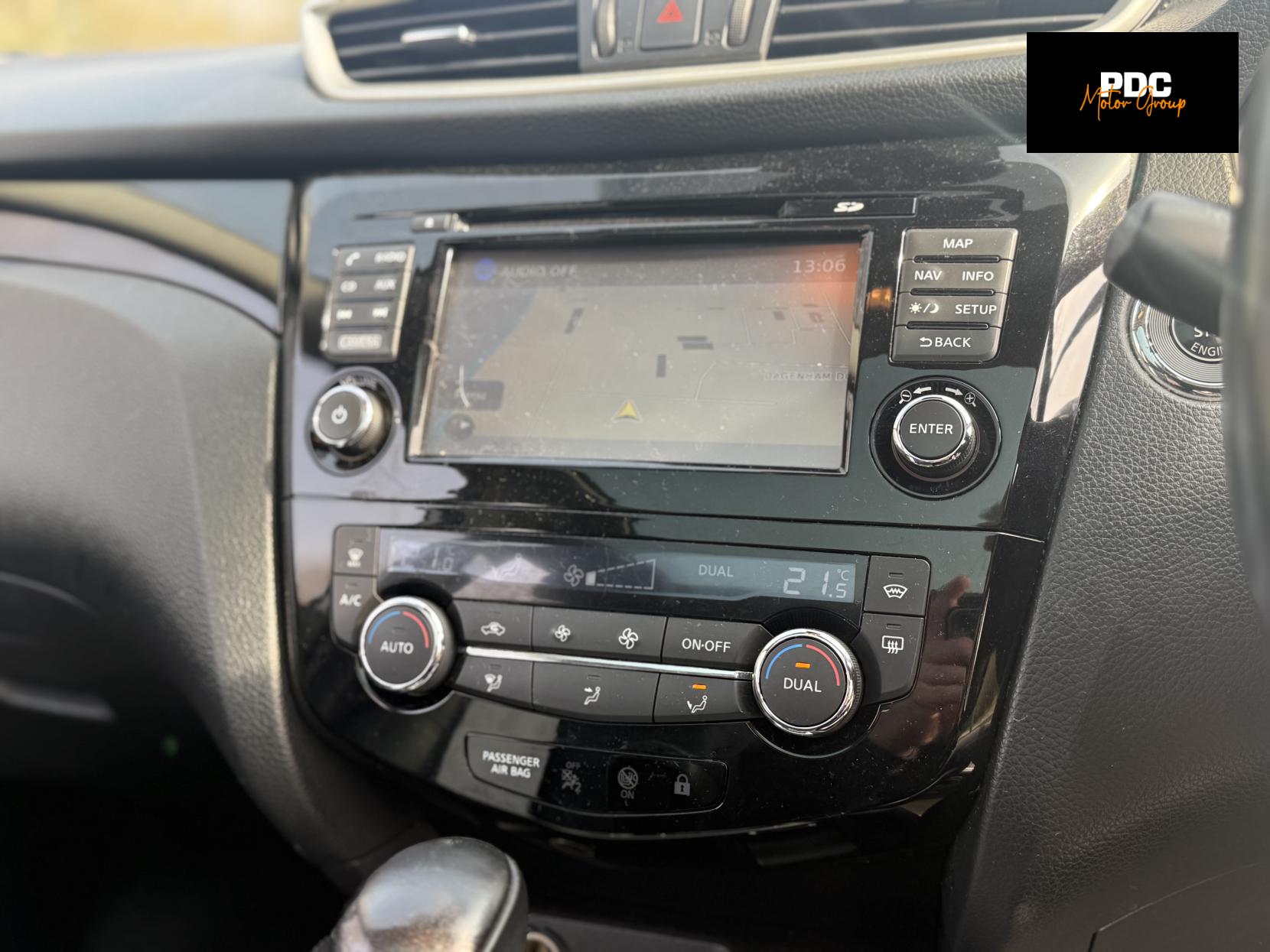 Nissan Qashqai 1.6 dCi Tekna SUV 5dr Diesel XTRON 2WD Euro 6 (s/s) (130 ps)