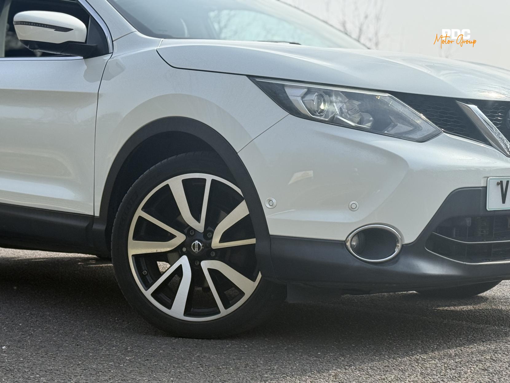 Nissan Qashqai 1.6 dCi Tekna SUV 5dr Diesel XTRON 2WD Euro 6 (s/s) (130 ps)