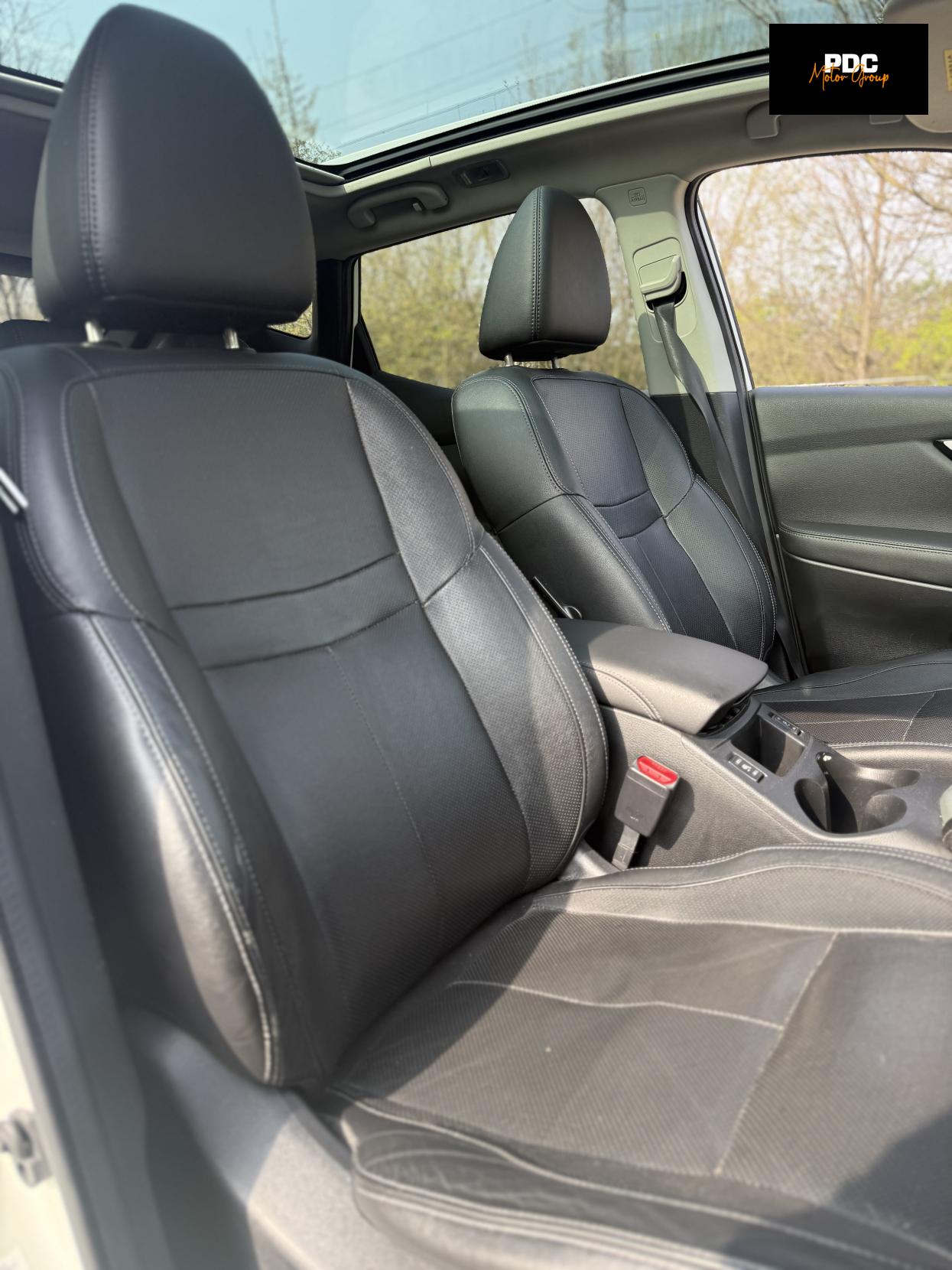 Nissan Qashqai 1.6 dCi Tekna SUV 5dr Diesel XTRON 2WD Euro 6 (s/s) (130 ps)