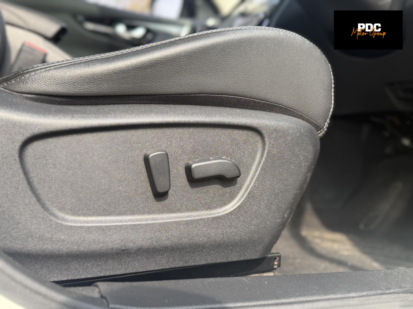 Nissan Qashqai 1.6 dCi Tekna SUV 5dr Diesel XTRON 2WD Euro 6 (s/s) (130 ps)