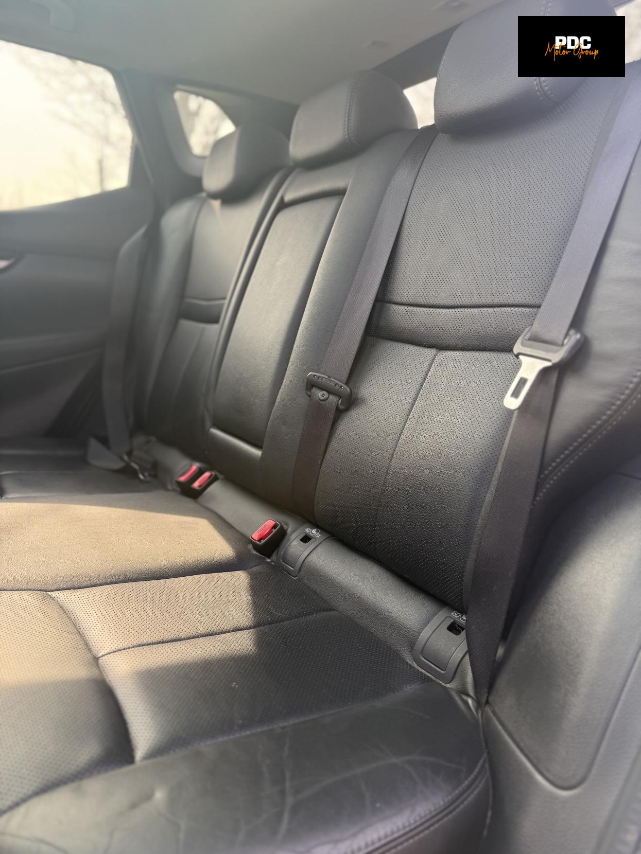 Nissan Qashqai 1.6 dCi Tekna SUV 5dr Diesel XTRON 2WD Euro 6 (s/s) (130 ps)