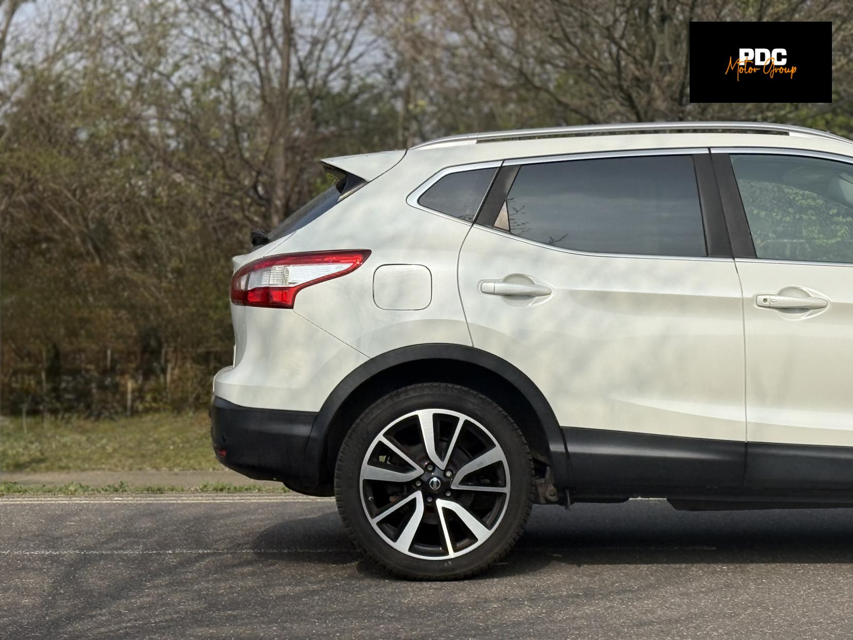 Nissan Qashqai 1.6 dCi Tekna SUV 5dr Diesel XTRON 2WD Euro 6 (s/s) (130 ps)