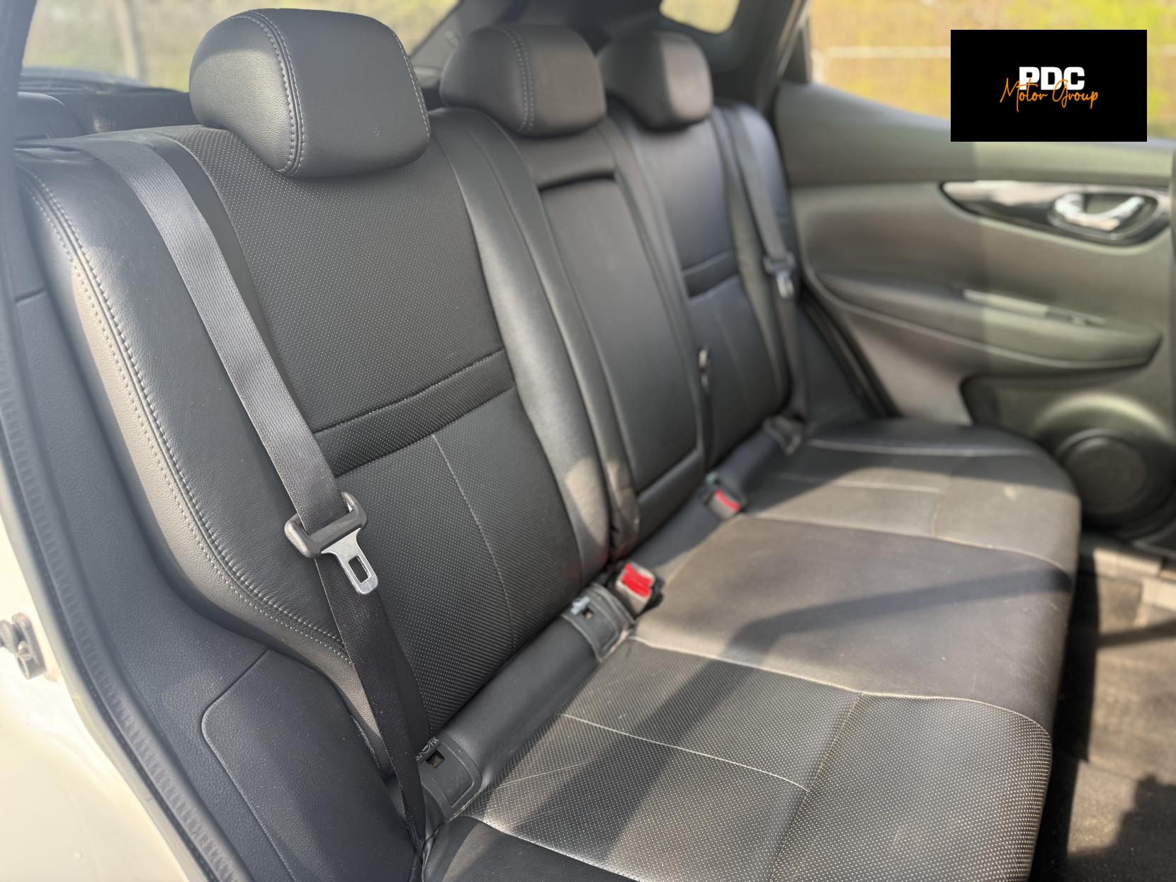 Nissan Qashqai 1.6 dCi Tekna SUV 5dr Diesel XTRON 2WD Euro 6 (s/s) (130 ps)