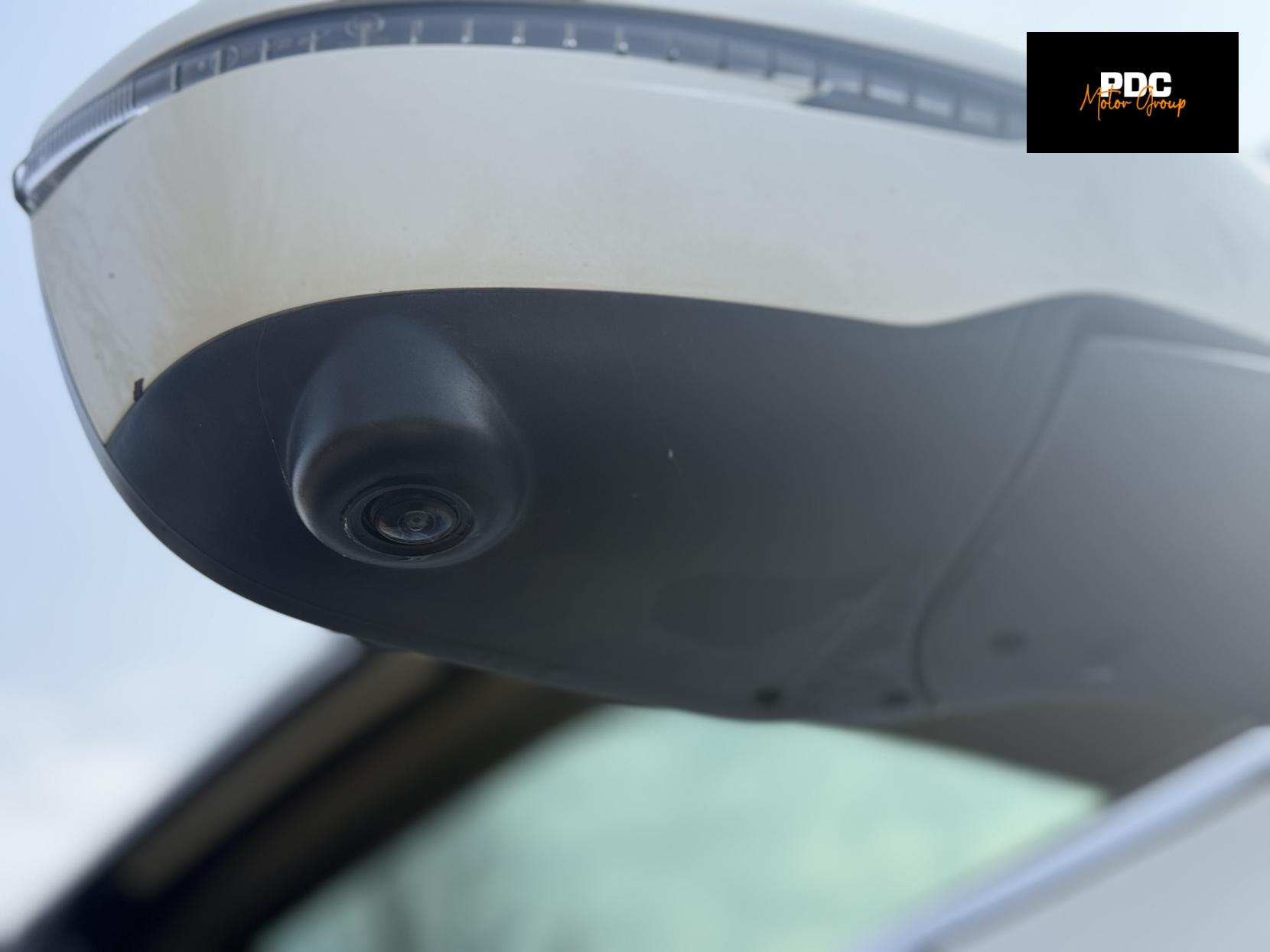 Nissan Qashqai 1.6 dCi Tekna SUV 5dr Diesel XTRON 2WD Euro 6 (s/s) (130 ps)