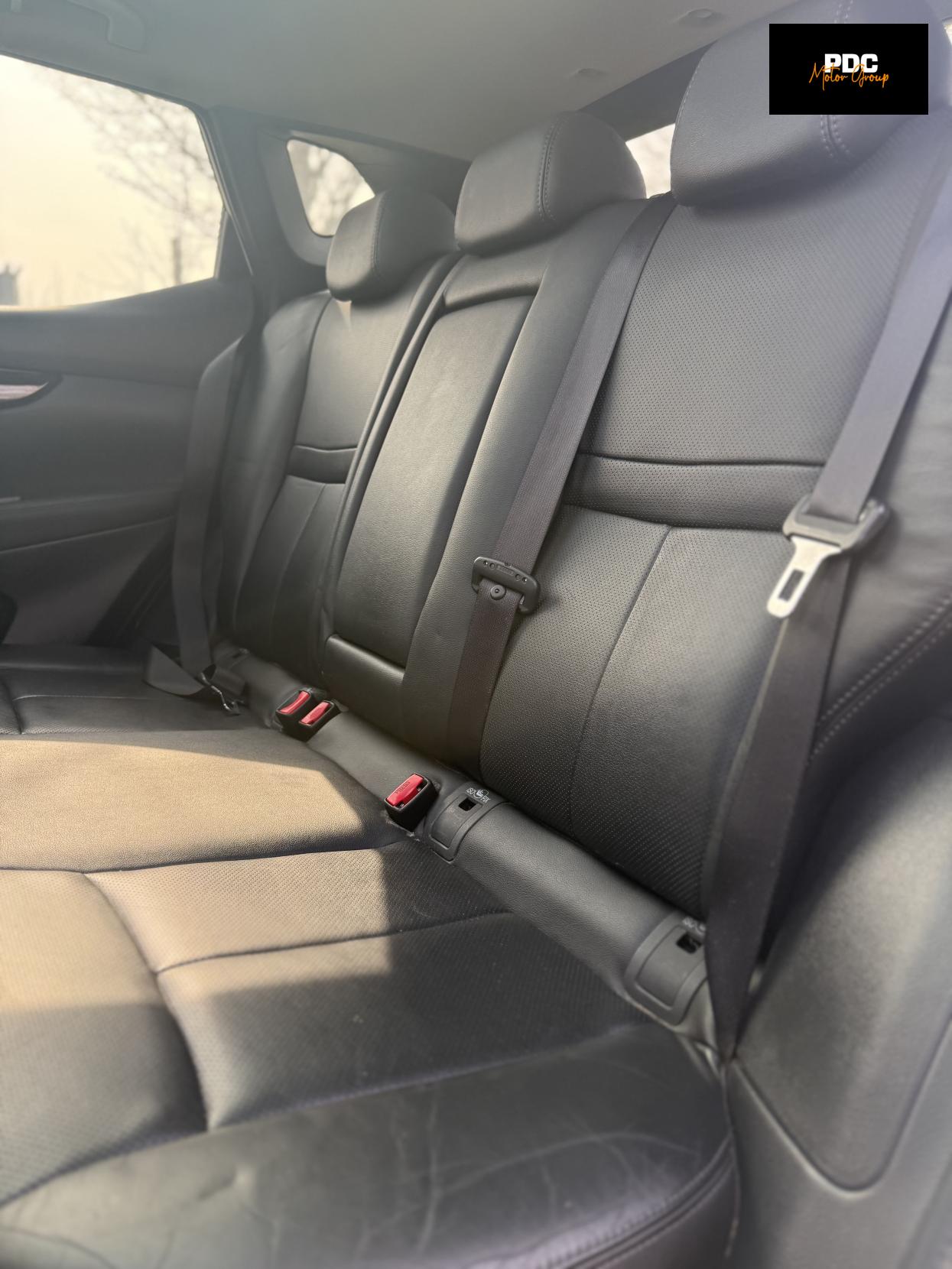 Nissan Qashqai 1.6 dCi Tekna SUV 5dr Diesel XTRON 2WD Euro 6 (s/s) (130 ps)