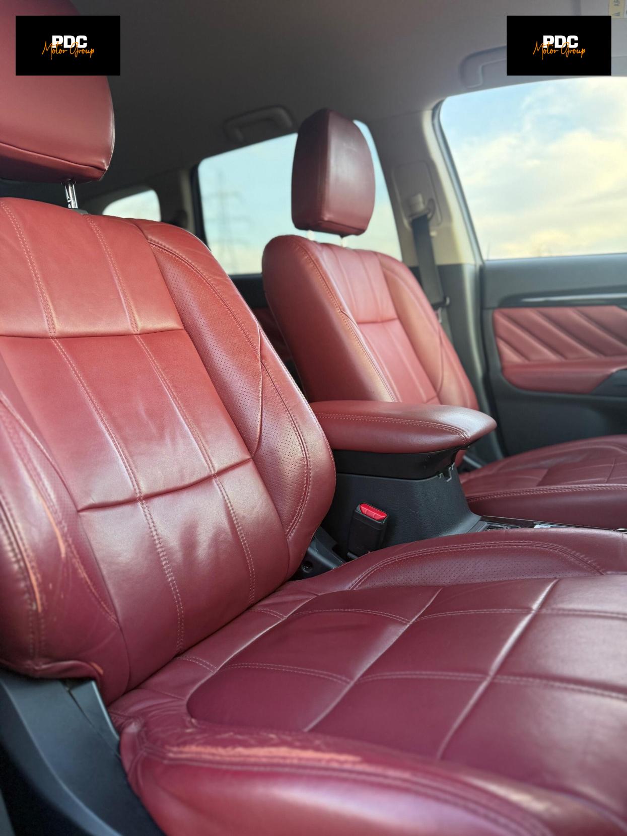 Mitsubishi Outlander 2.0h 12kWh 5hs CVT 4WD Euro 6 (s/s) 5dr