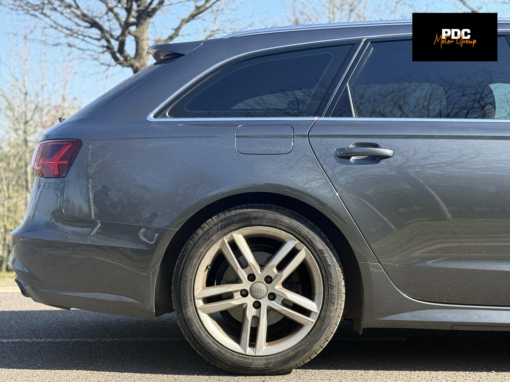 Audi A6 Avant 2.0 TFSI Black Edition Estate 5dr Petrol S Tronic quattro Euro 6 (s/s) (252 ps)