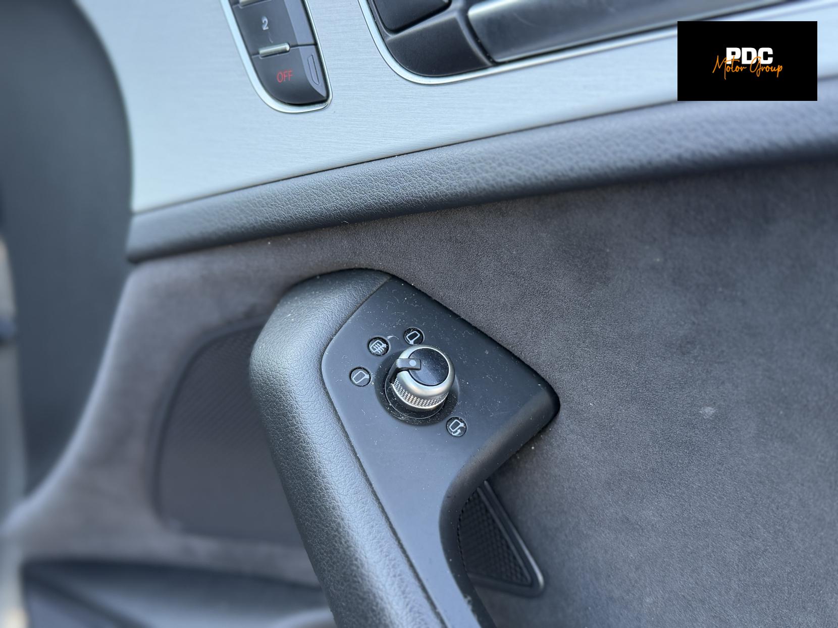 Audi A6 Avant 2.0 TFSI Black Edition Estate 5dr Petrol S Tronic quattro Euro 6 (s/s) (252 ps)