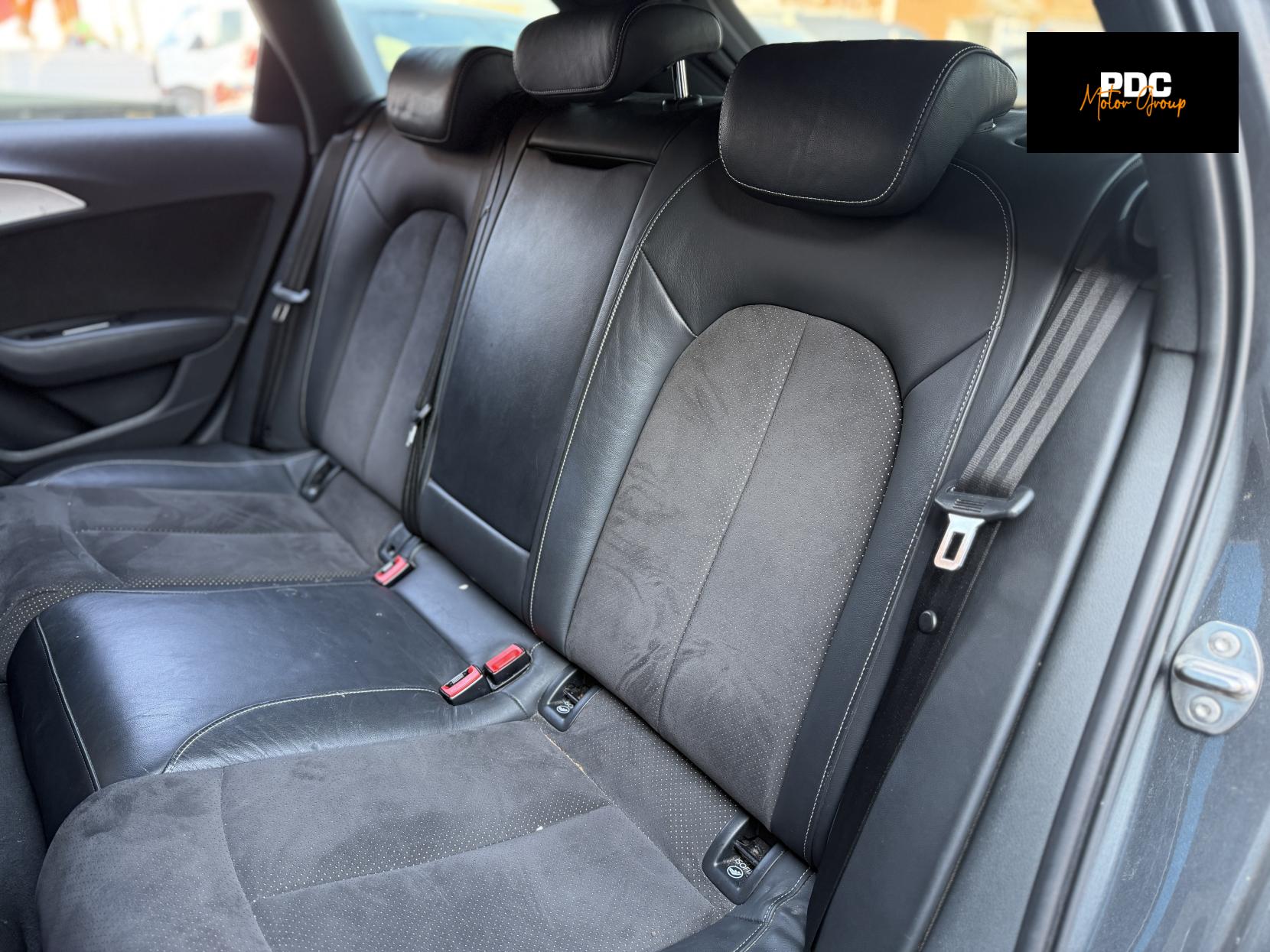 Audi A6 Avant 2.0 TFSI Black Edition Estate 5dr Petrol S Tronic quattro Euro 6 (s/s) (252 ps)