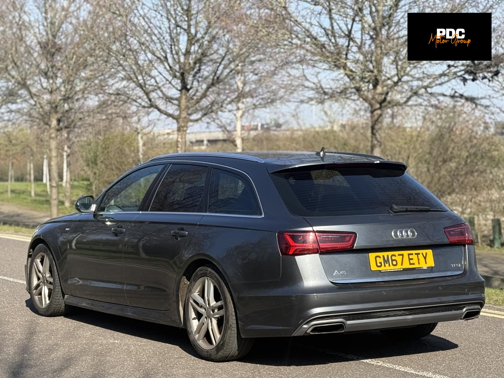 Audi A6 Avant 2.0 TFSI Black Edition Estate 5dr Petrol S Tronic quattro Euro 6 (s/s) (252 ps)
