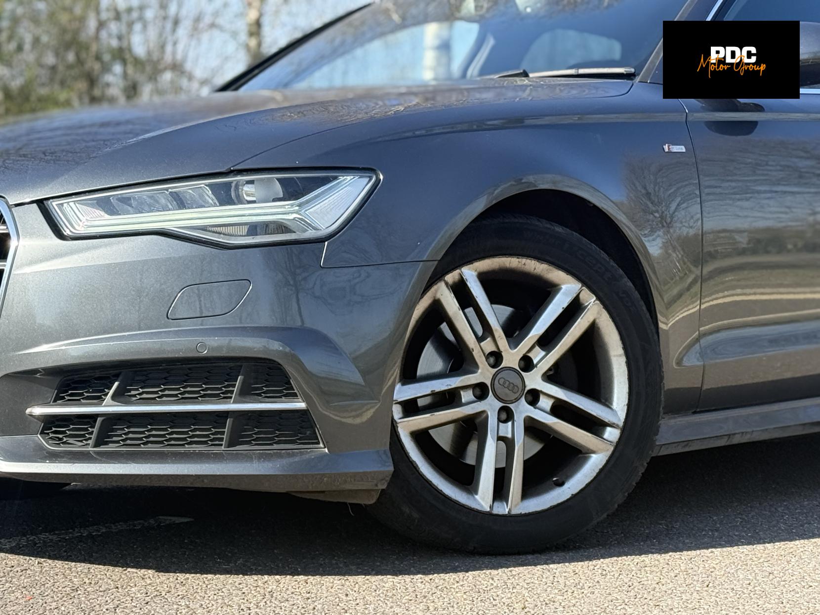 Audi A6 Avant 2.0 TFSI Black Edition Estate 5dr Petrol S Tronic quattro Euro 6 (s/s) (252 ps)