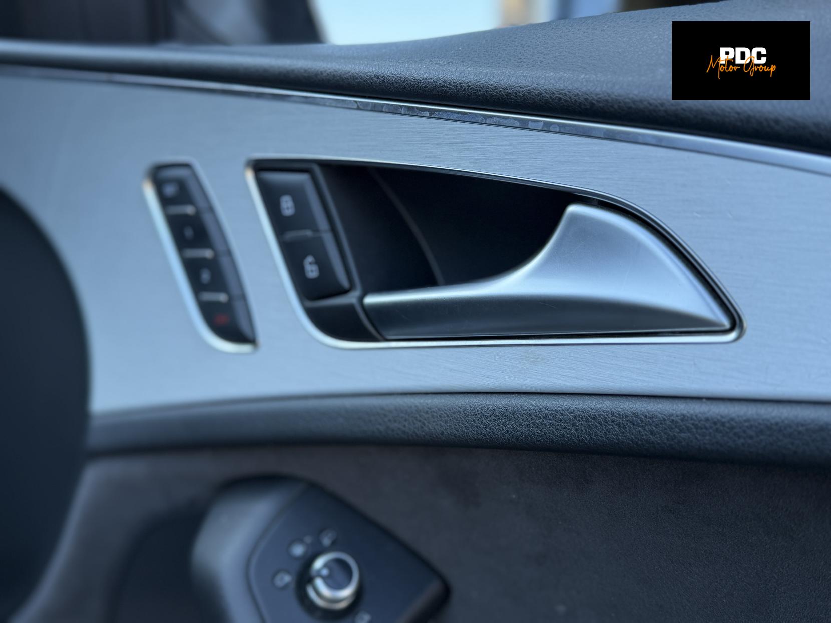 Audi A6 Avant 2.0 TFSI Black Edition Estate 5dr Petrol S Tronic quattro Euro 6 (s/s) (252 ps)