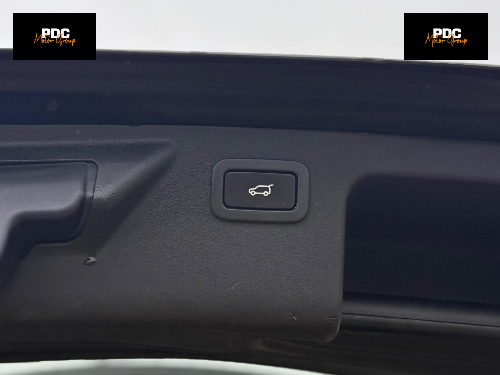 Land Rover Discovery Sport 2.0 TD4 HSE Black Auto 4WD Euro 6 (s/s) 5dr