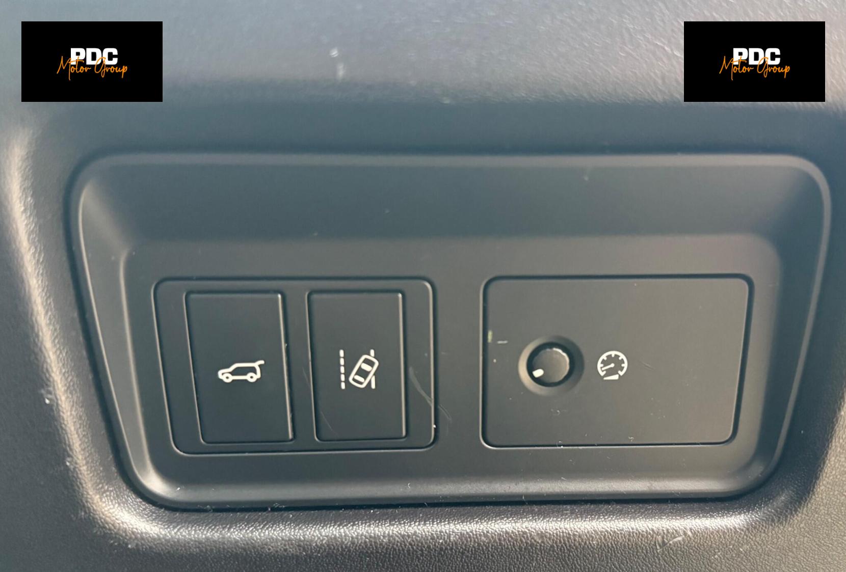 Land Rover Discovery Sport 2.0 TD4 HSE Black Auto 4WD Euro 6 (s/s) 5dr