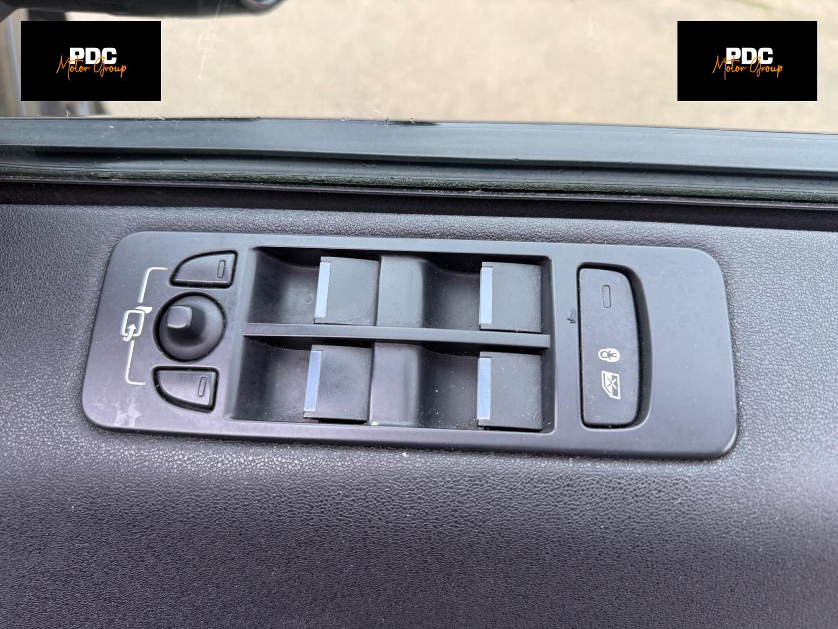 Land Rover Discovery Sport 2.0 TD4 HSE Black Auto 4WD Euro 6 (s/s) 5dr