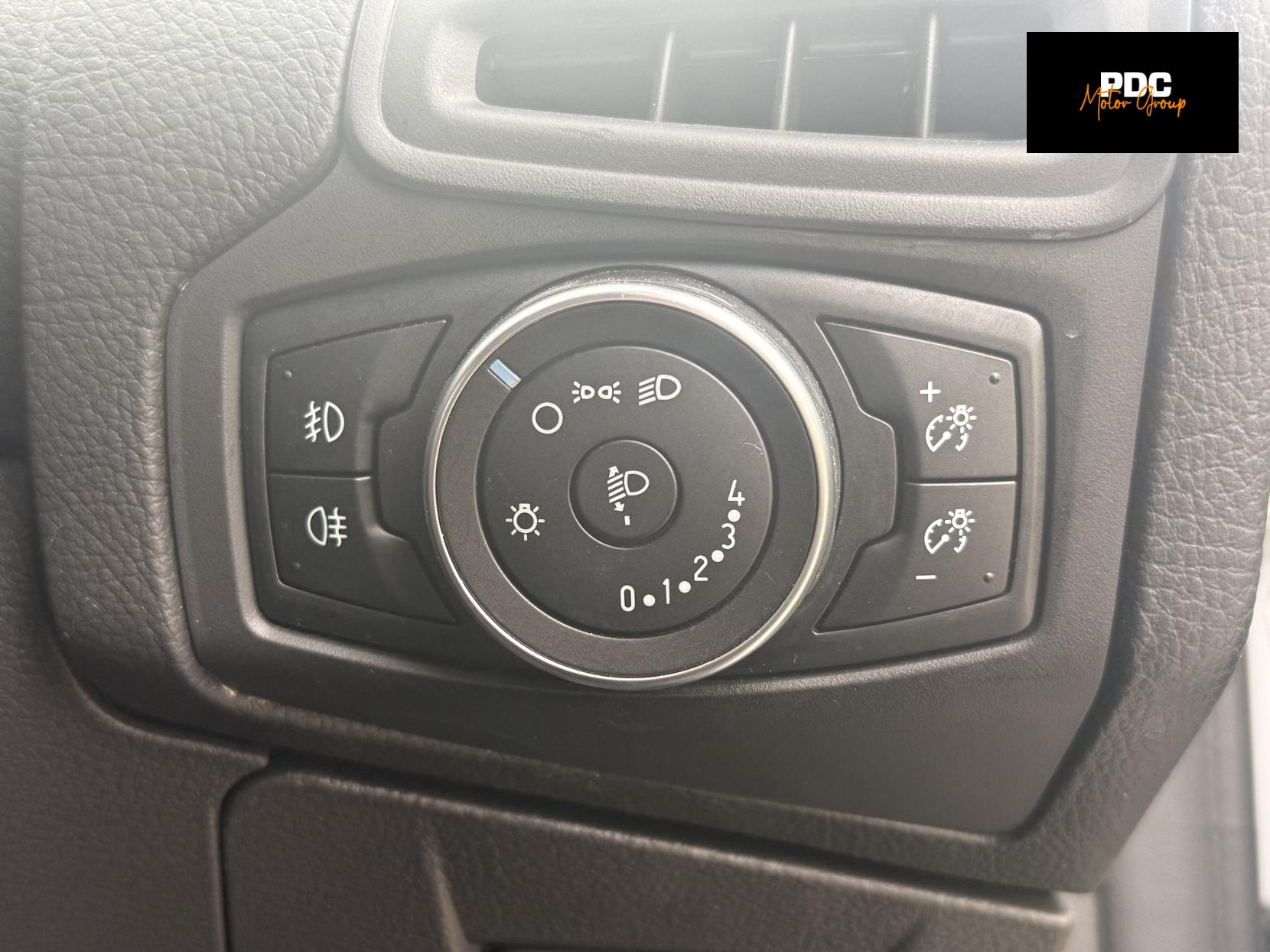 Ford Focus 1.0T EcoBoost ST-Line Hatchback 5dr Petrol Auto Euro 6 (s/s) (125 ps)