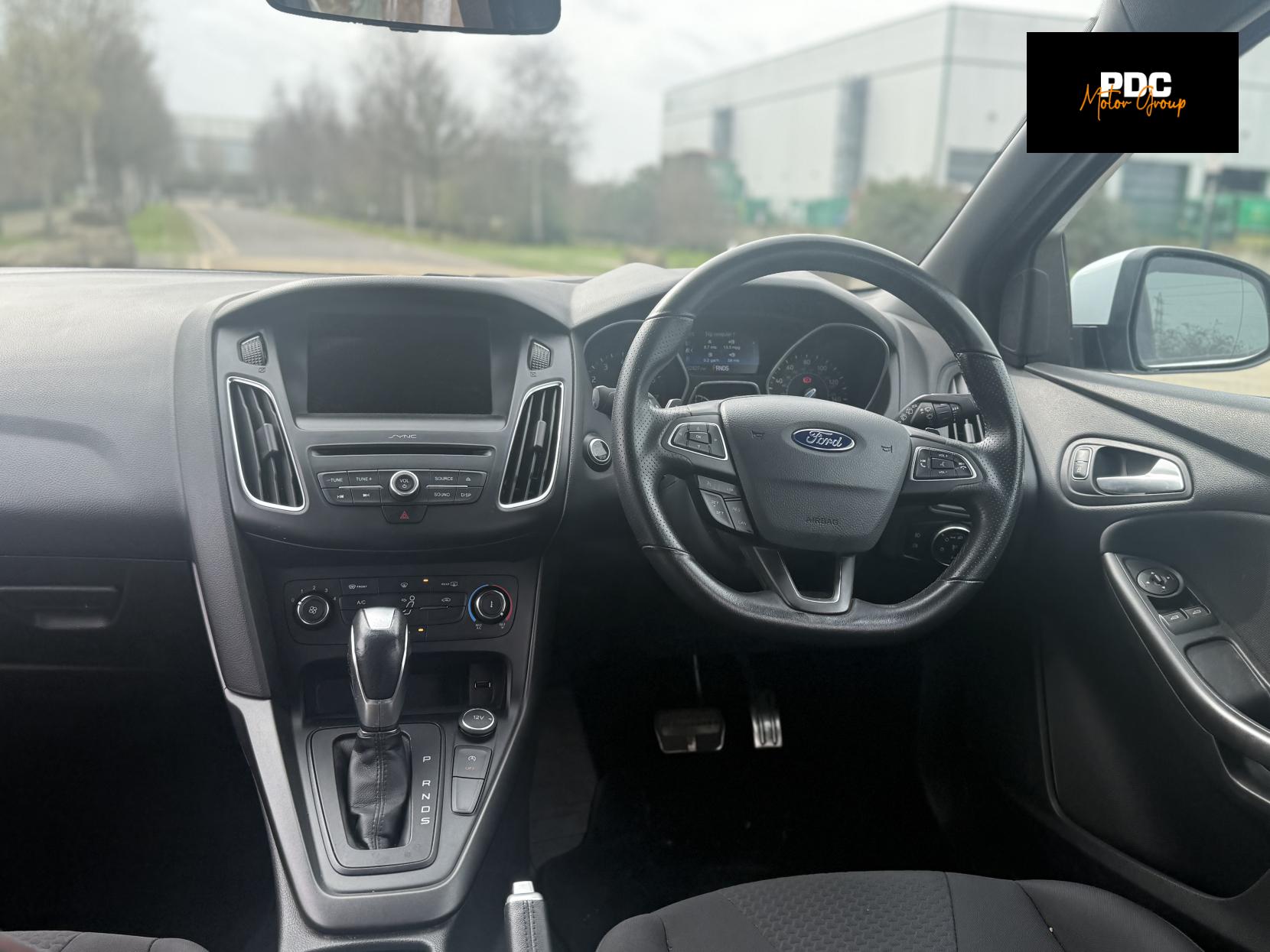 Ford Focus 1.0T EcoBoost ST-Line Hatchback 5dr Petrol Auto Euro 6 (s/s) (125 ps)