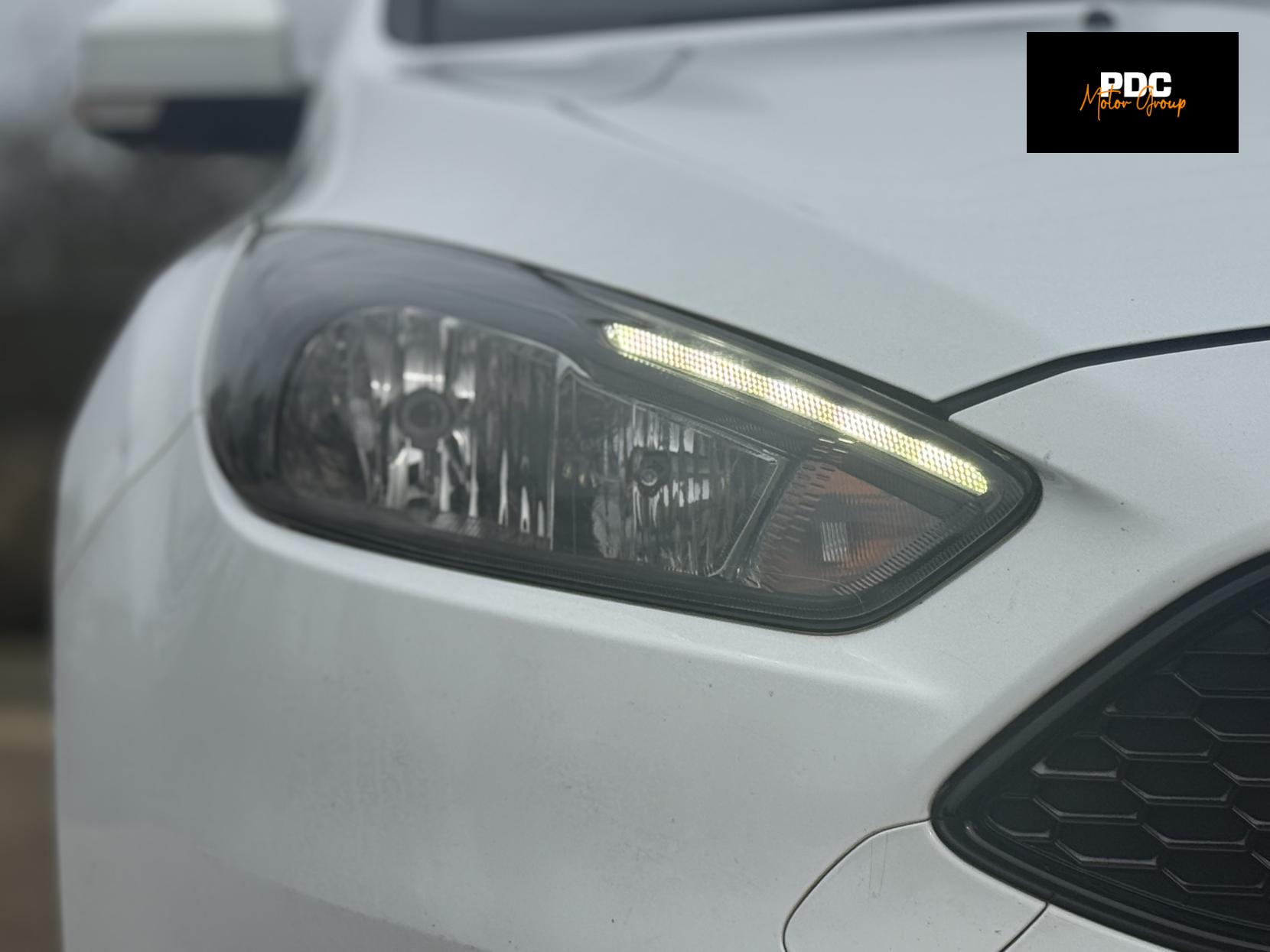 Ford Focus 1.0T EcoBoost ST-Line Hatchback 5dr Petrol Auto Euro 6 (s/s) (125 ps)