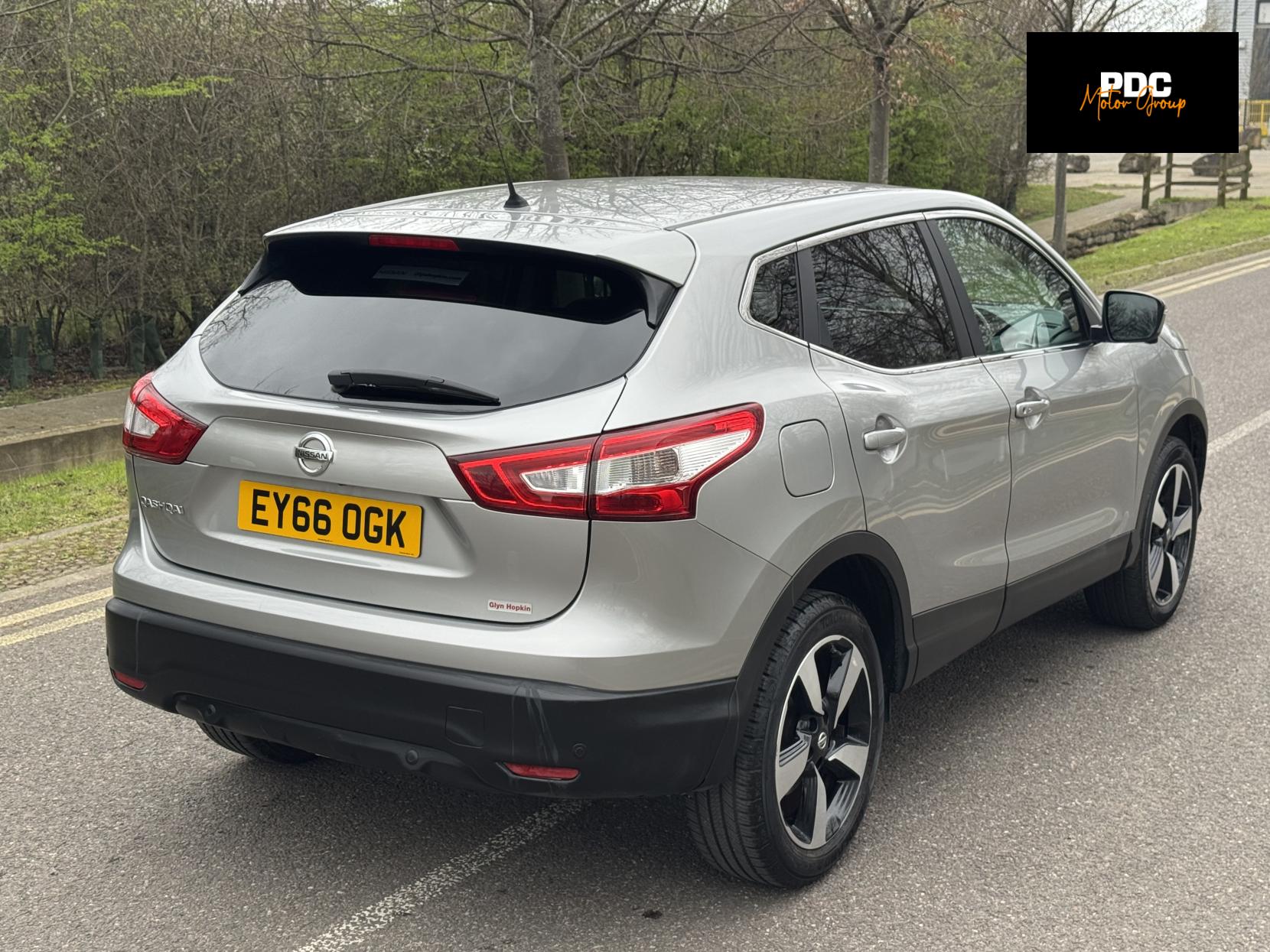 Nissan Qashqai 1.2 DIG-T N-Connecta SUV 5dr Petrol XTRON 2WD Euro 6 (s/s) (115 ps)
