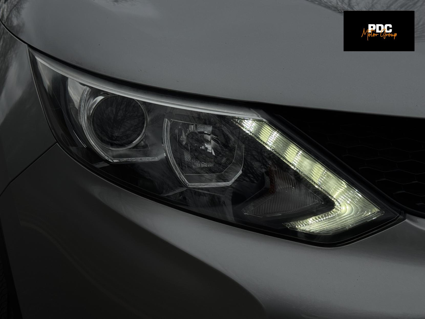 Nissan Qashqai 1.2 DIG-T N-Connecta SUV 5dr Petrol XTRON 2WD Euro 6 (s/s) (115 ps)