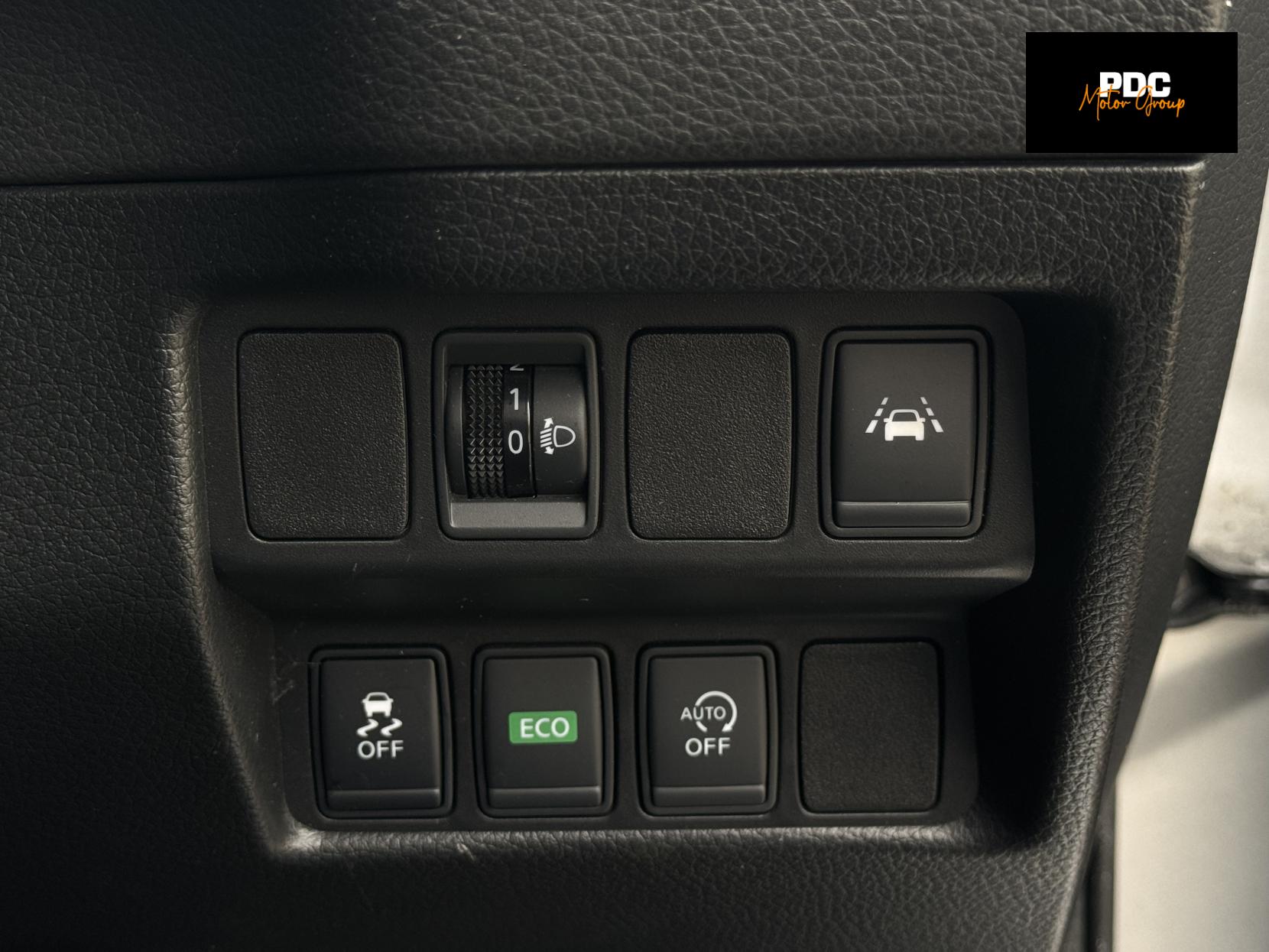 Nissan Qashqai 1.2 DIG-T N-Connecta SUV 5dr Petrol XTRON 2WD Euro 6 (s/s) (115 ps)