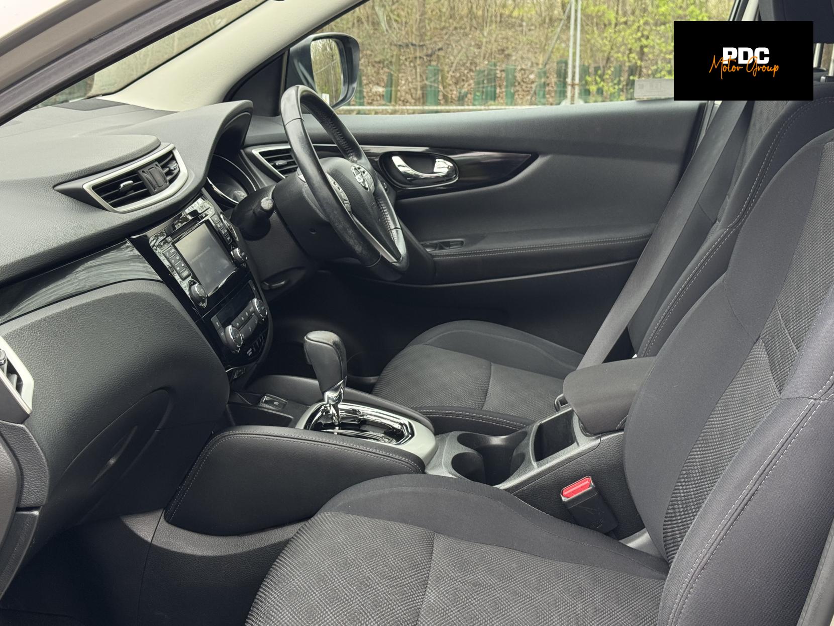 Nissan Qashqai 1.2 DIG-T N-Connecta SUV 5dr Petrol XTRON 2WD Euro 6 (s/s) (115 ps)