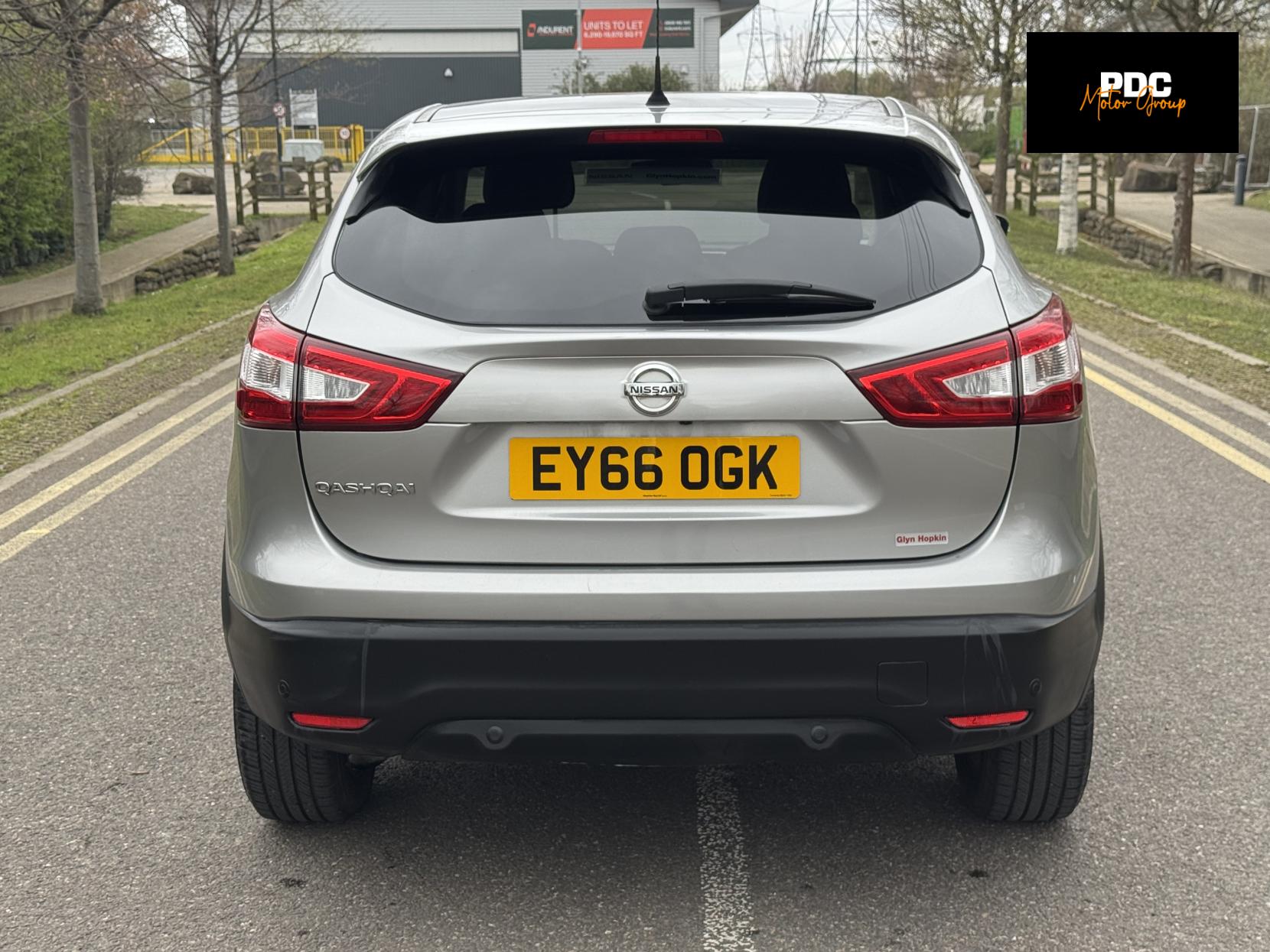 Nissan Qashqai 1.2 DIG-T N-Connecta SUV 5dr Petrol XTRON 2WD Euro 6 (s/s) (115 ps)