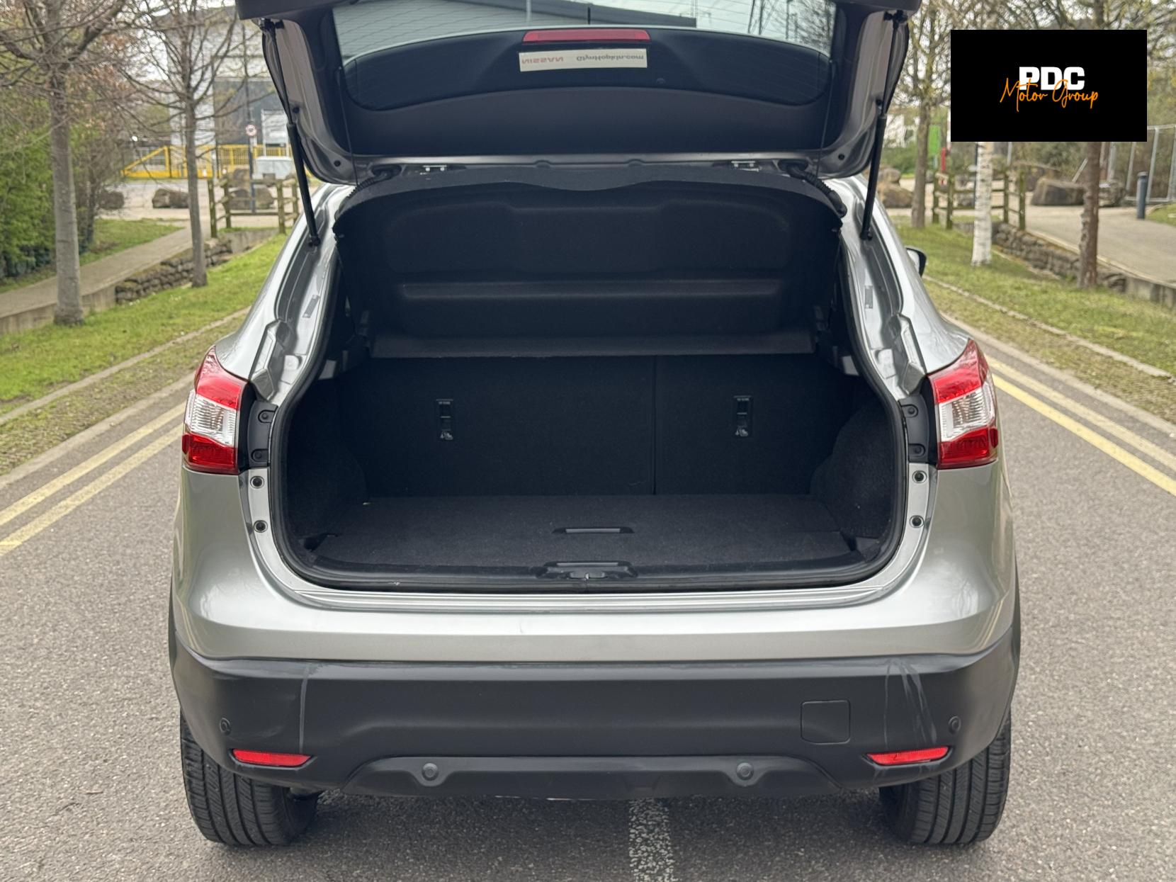 Nissan Qashqai 1.2 DIG-T N-Connecta SUV 5dr Petrol XTRON 2WD Euro 6 (s/s) (115 ps)