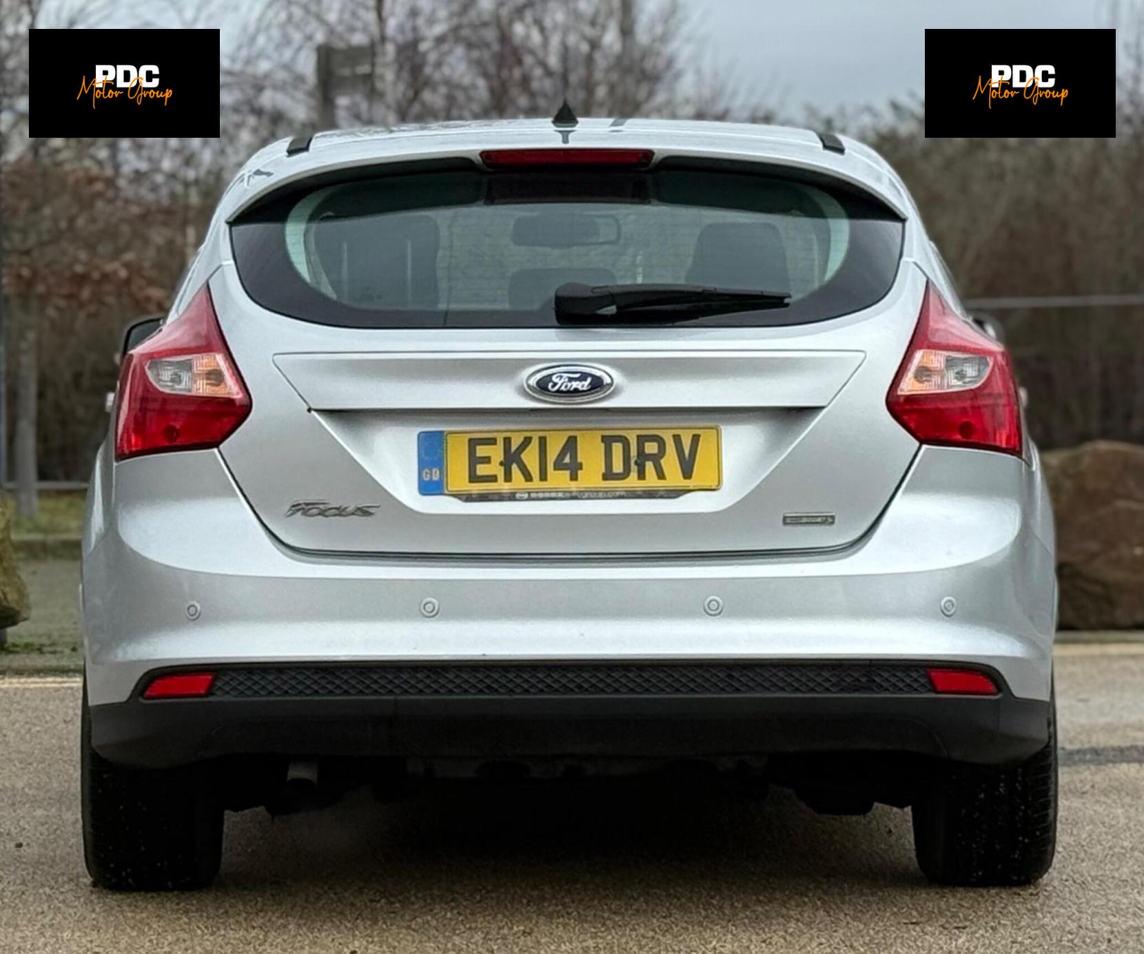 Ford Focus 1.0T EcoBoost Titanium Navigator Euro 5 (s/s) 5dr