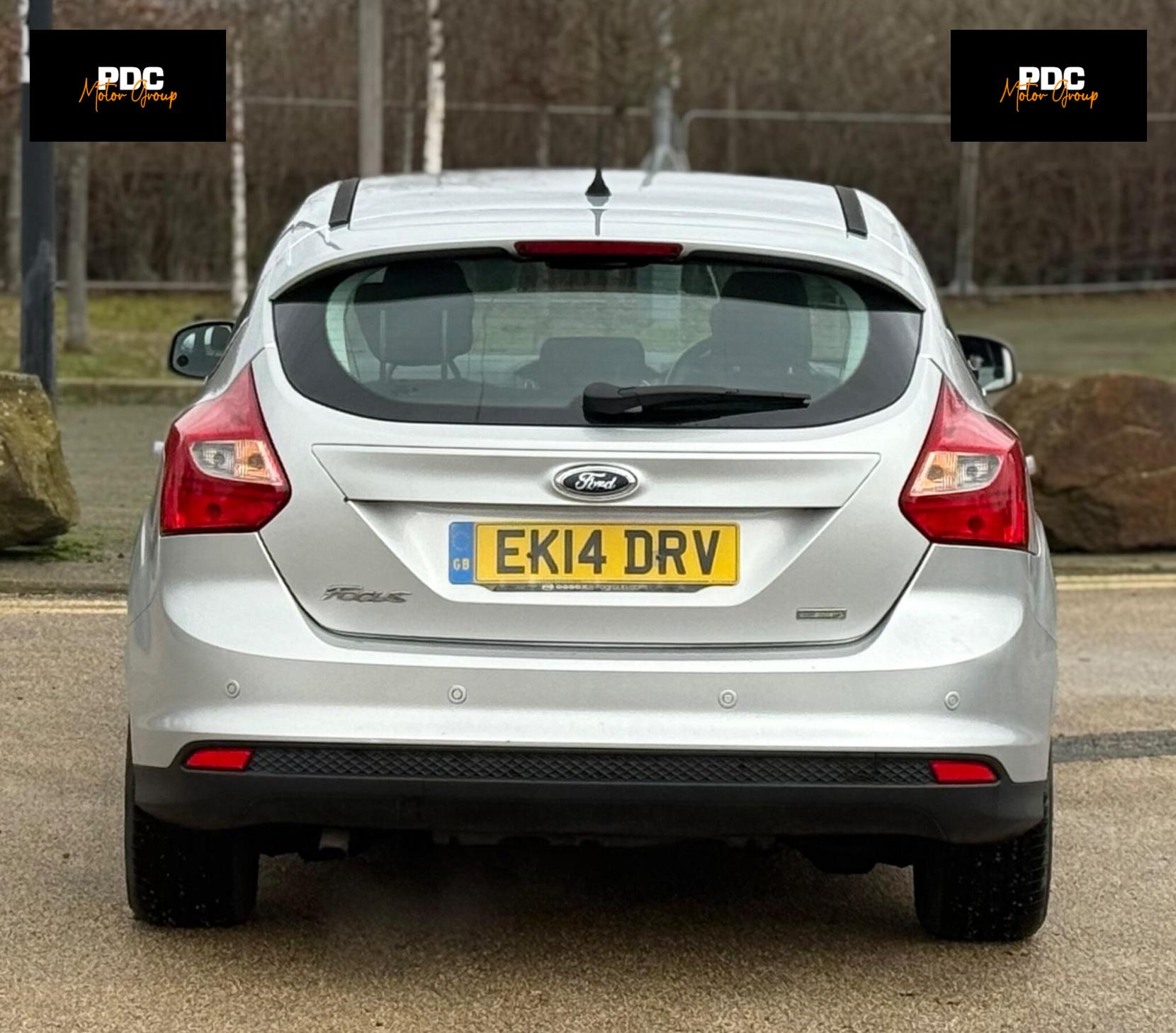 Ford Focus 1.0T EcoBoost Titanium Navigator Euro 5 (s/s) 5dr