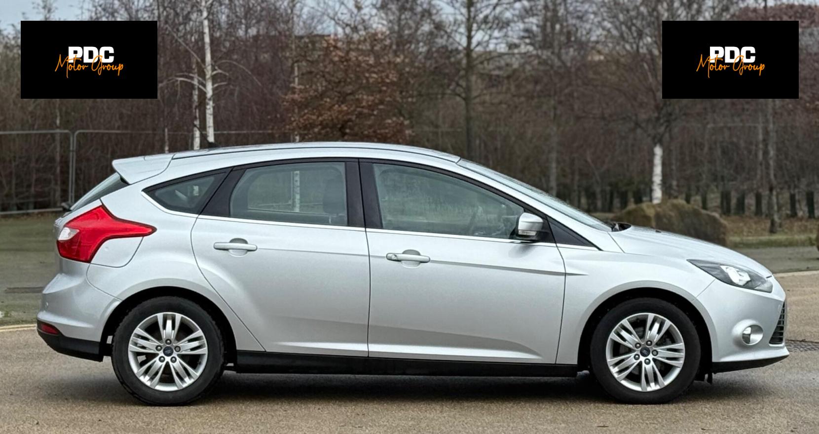 Ford Focus 1.0T EcoBoost Titanium Navigator Euro 5 (s/s) 5dr