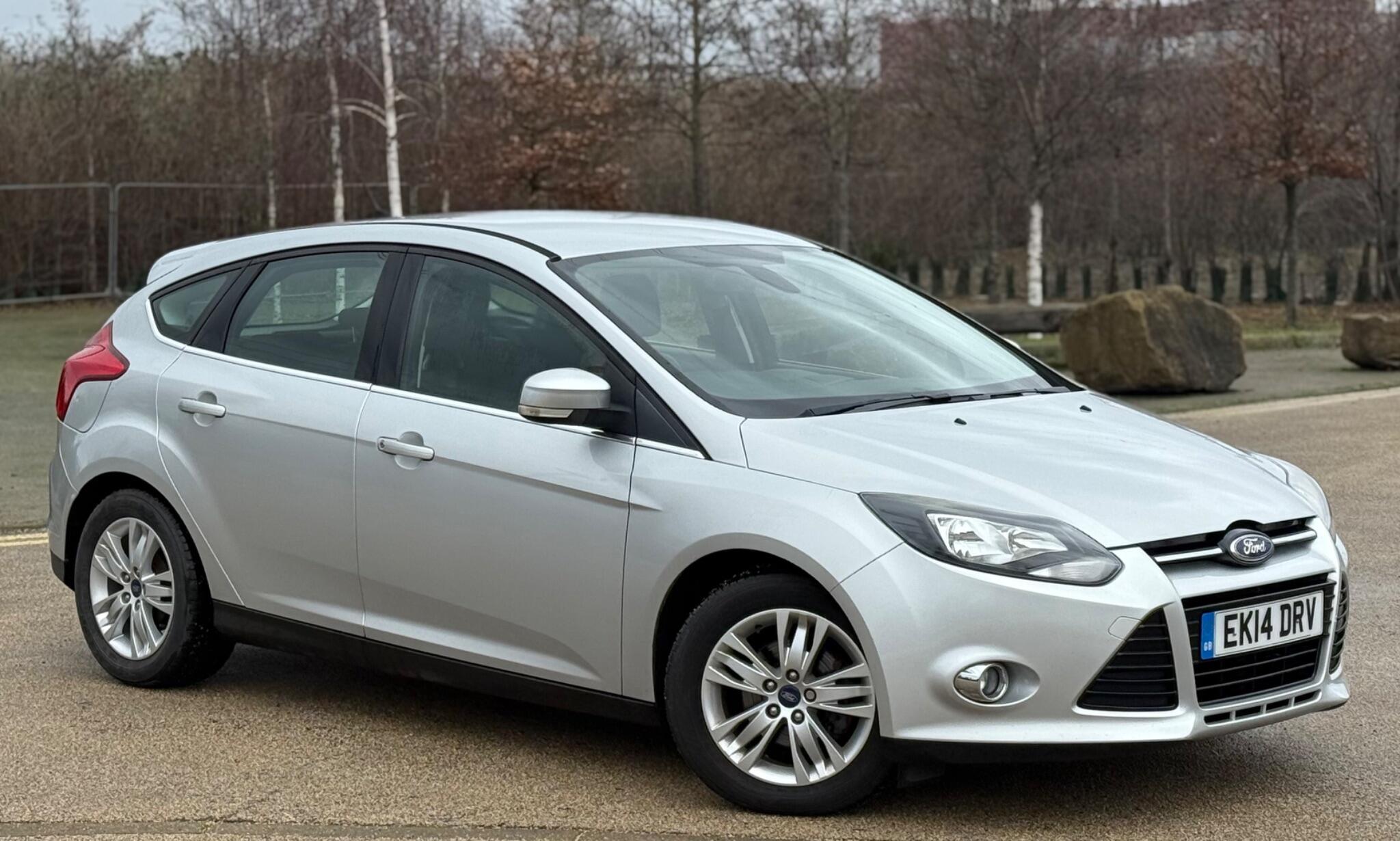 Ford Focus 1.0T EcoBoost Titanium Navigator Euro 5 (s/s) 5dr