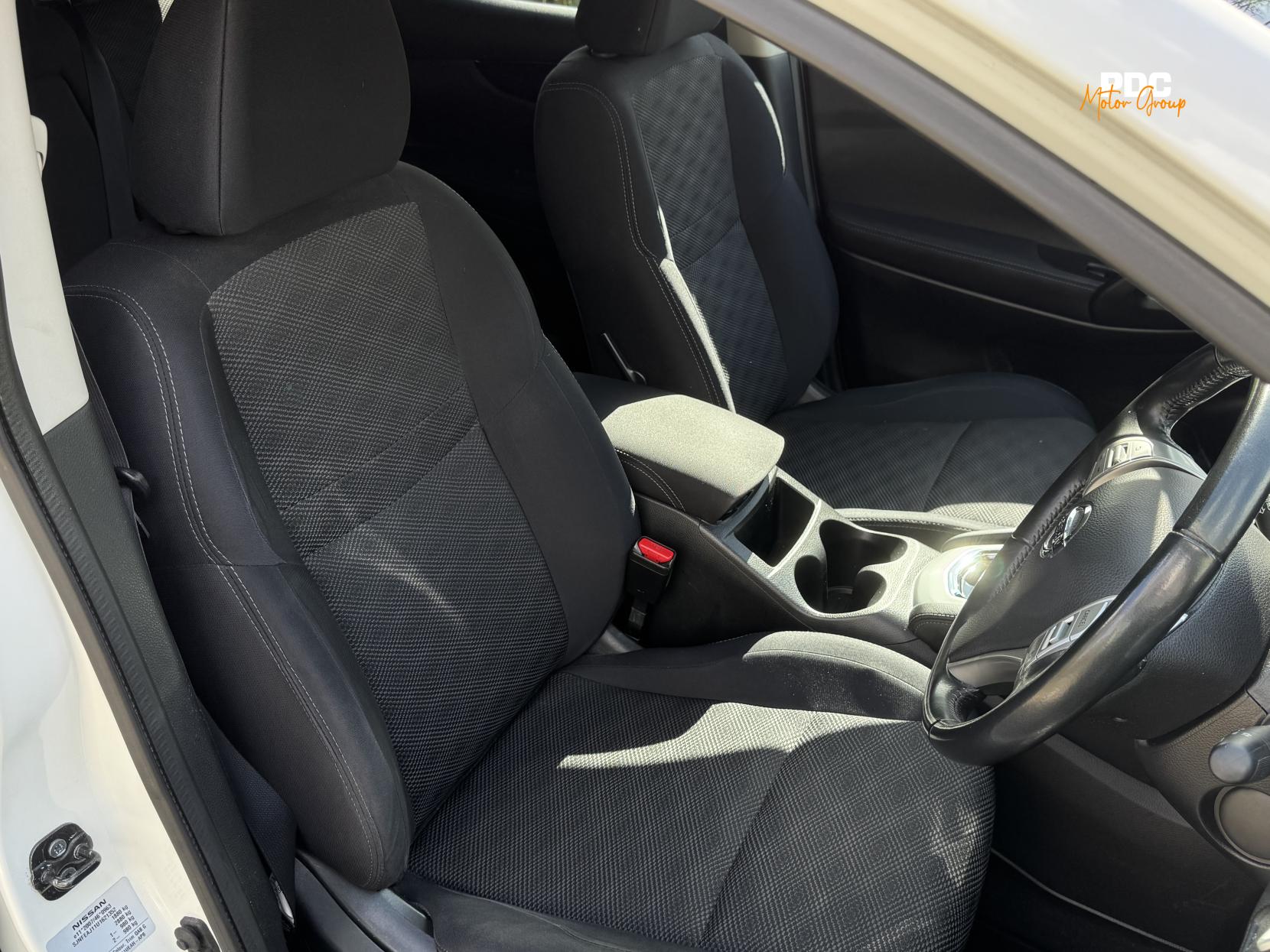 Nissan Qashqai 1.2 DIG-T n-tec SUV 5dr Petrol XTRON 2WD Euro 6 (s/s) (115 ps)