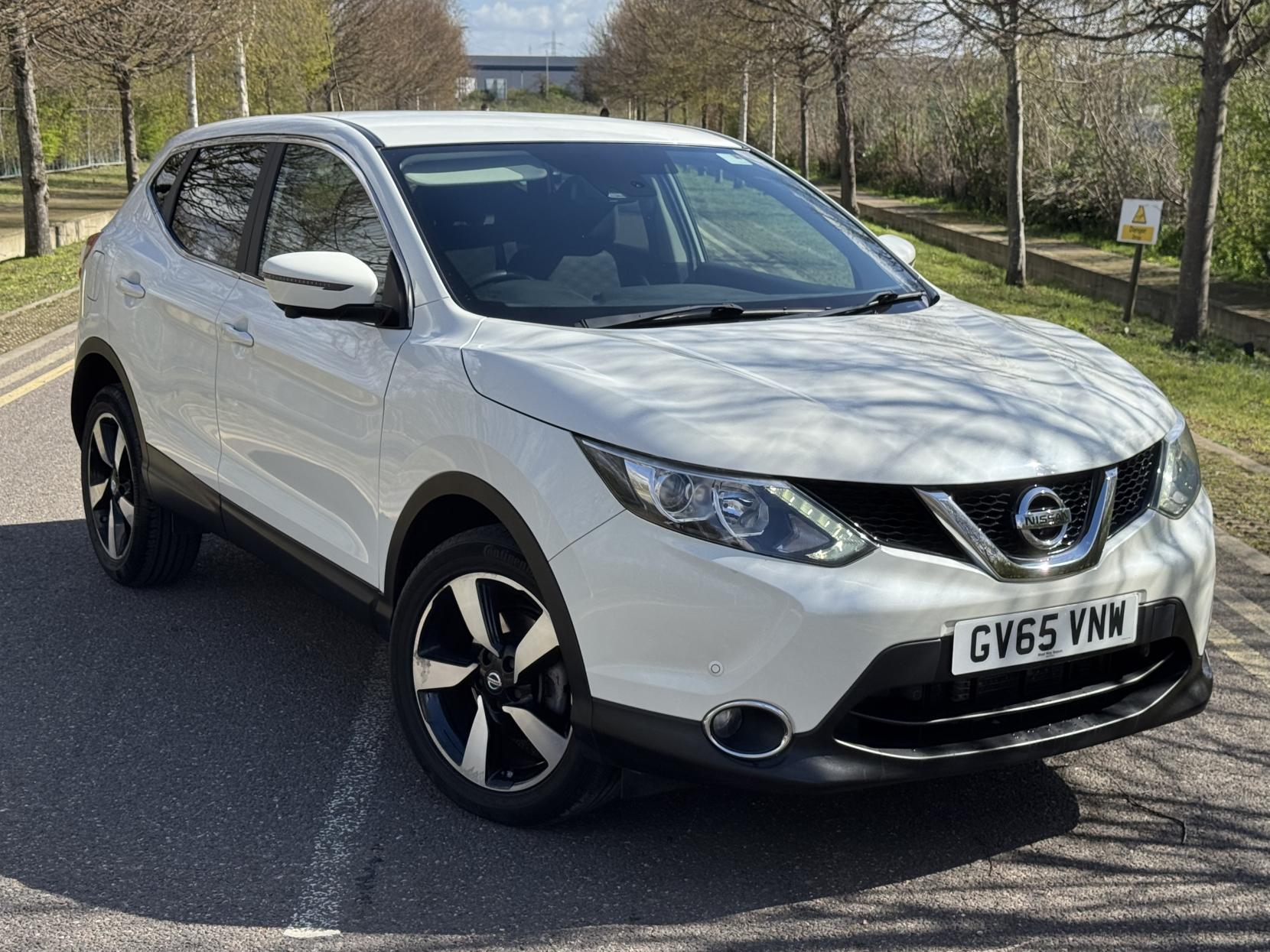 Nissan Qashqai 1.2 DIG-T n-tec SUV 5dr Petrol XTRON 2WD Euro 6 (s/s) (115 ps)