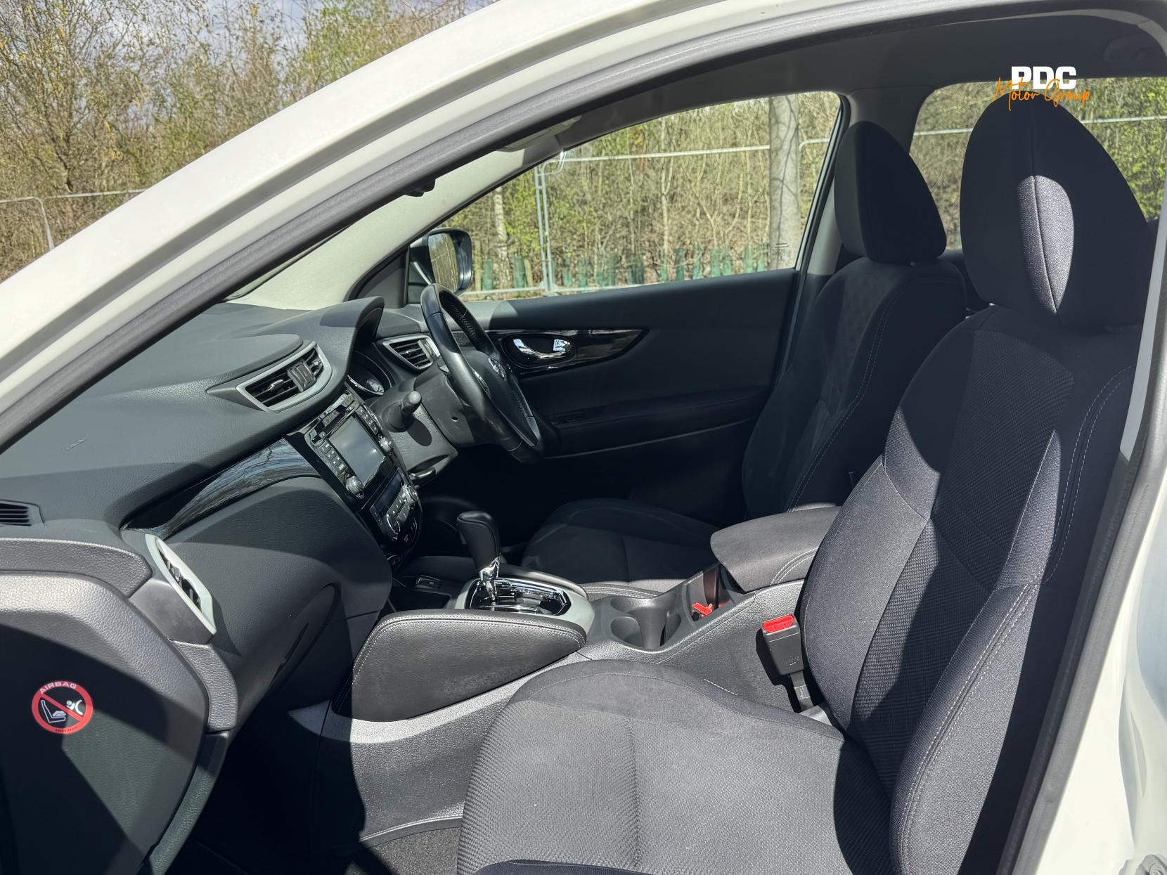 Nissan Qashqai 1.2 DIG-T n-tec SUV 5dr Petrol XTRON 2WD Euro 6 (s/s) (115 ps)