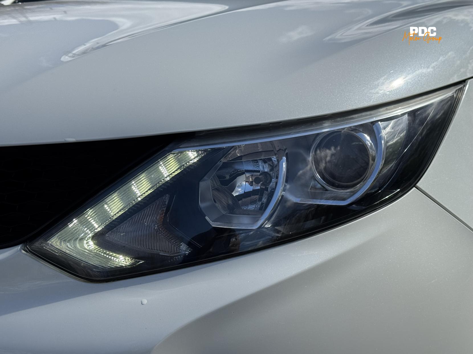 Nissan Qashqai 1.2 DIG-T n-tec SUV 5dr Petrol XTRON 2WD Euro 6 (s/s) (115 ps)