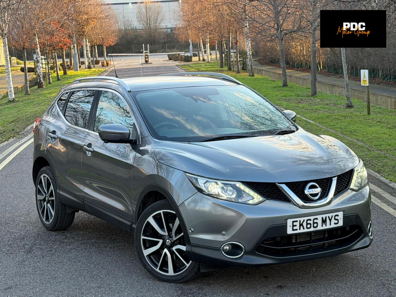 Nissan Qashqai 1.2 DIG-T Tekna XTRON 2WD Euro 6 (s/s) 5dr