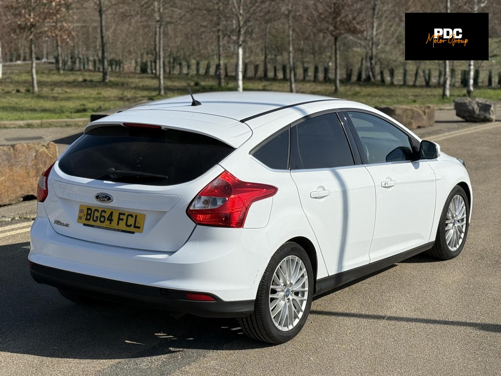 Ford Focus 1.6 Zetec Hatchback 5dr Petrol Powershift Euro 5 (125 ps)