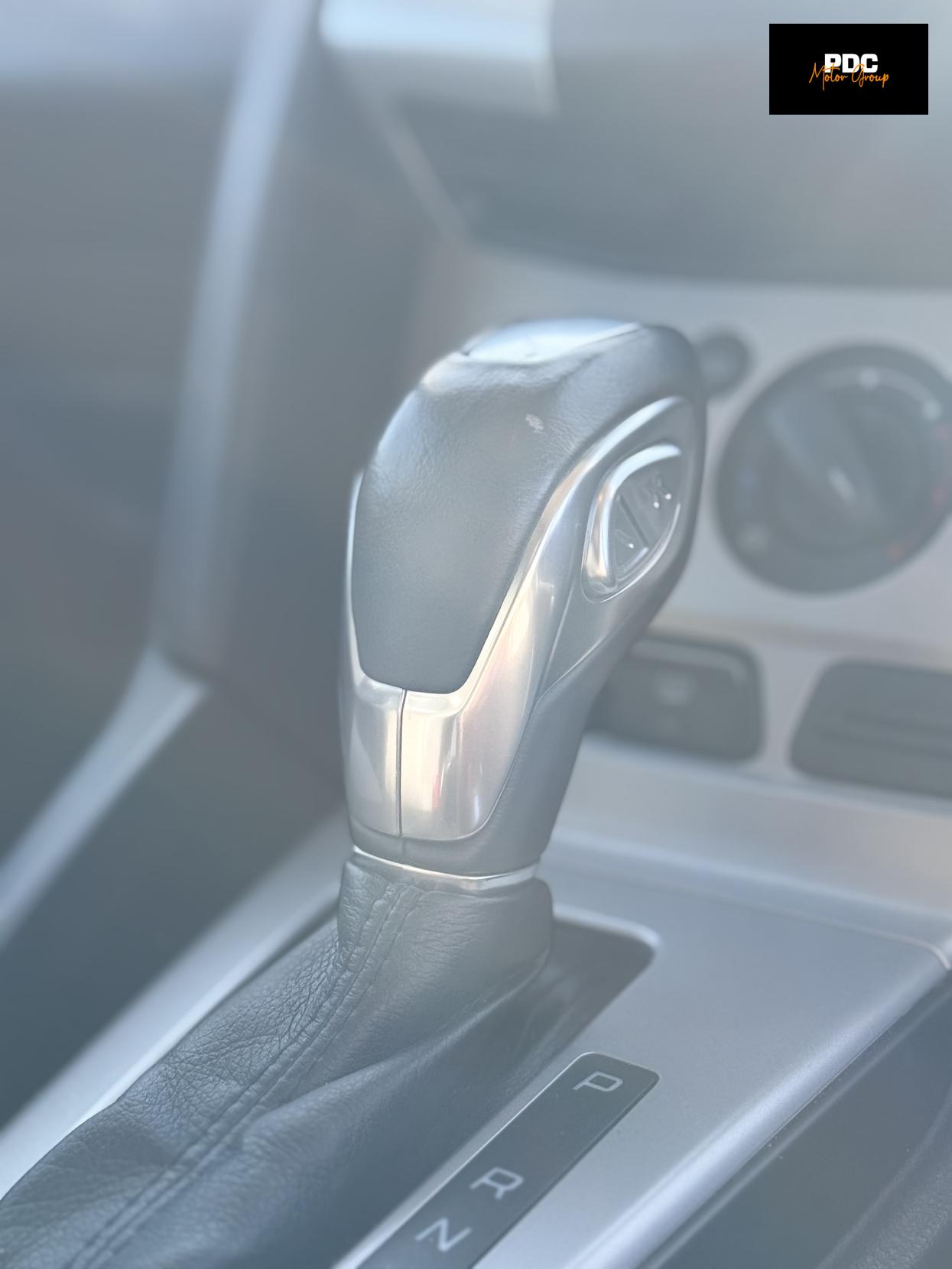 Ford Focus 1.6 Zetec Hatchback 5dr Petrol Powershift Euro 5 (125 ps)