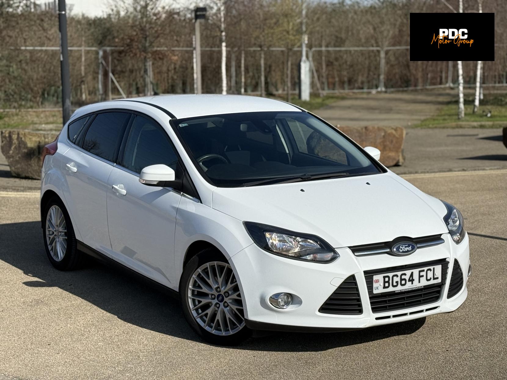 Ford Focus 1.6 Zetec Hatchback 5dr Petrol Powershift Euro 5 (125 ps)