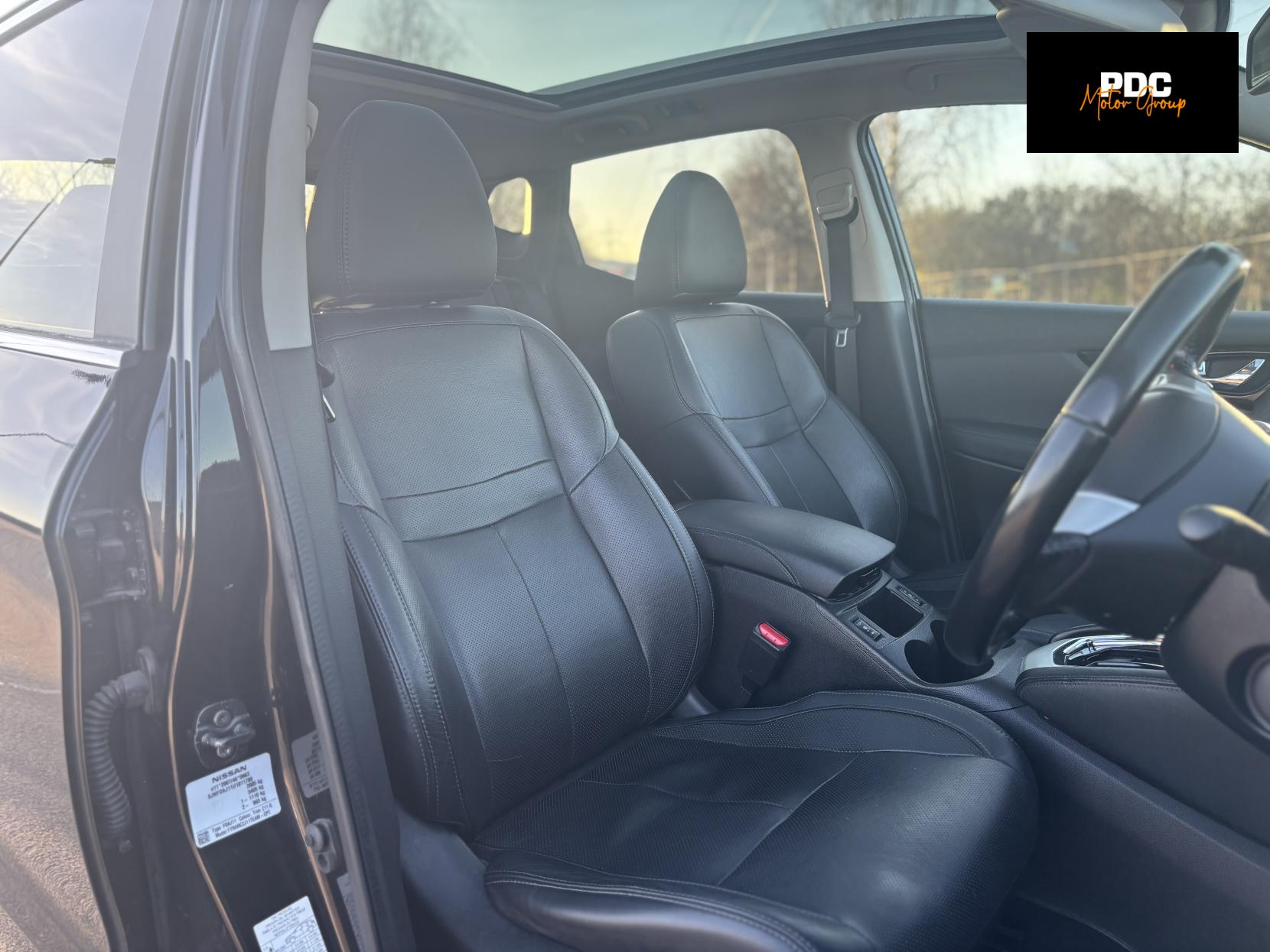 Nissan Qashqai 1.6 dCi Tekna SUV 5dr Diesel XTRON 2WD Euro 6 (s/s) (130 ps)