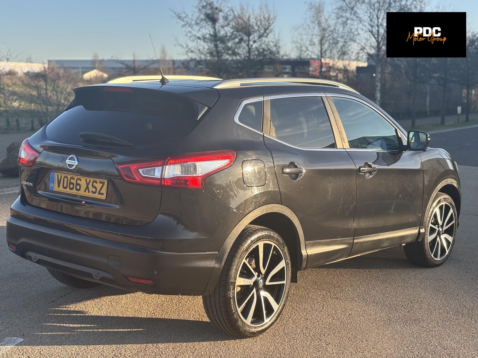 Nissan Qashqai 1.6 dCi Tekna SUV 5dr Diesel XTRON 2WD Euro 6 (s/s) (130 ps)