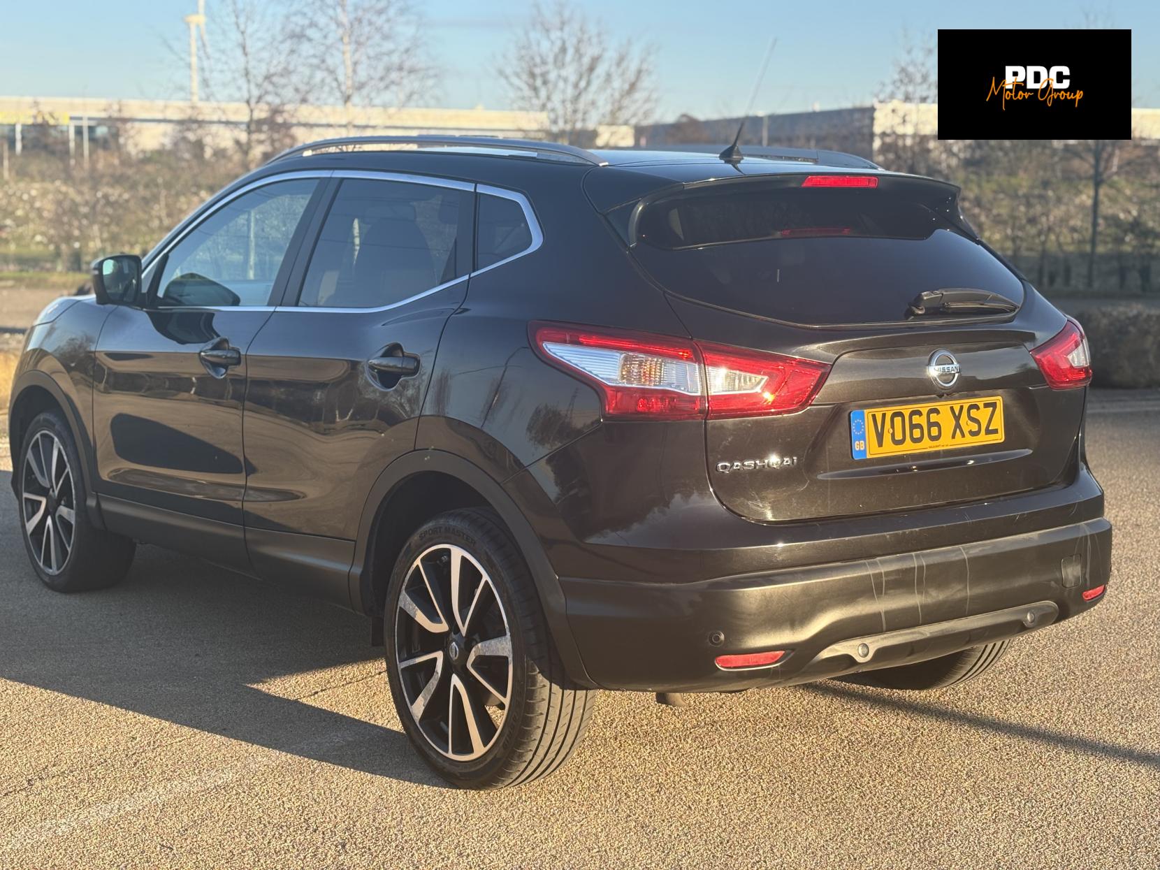 Nissan Qashqai 1.6 dCi Tekna SUV 5dr Diesel XTRON 2WD Euro 6 (s/s) (130 ps)