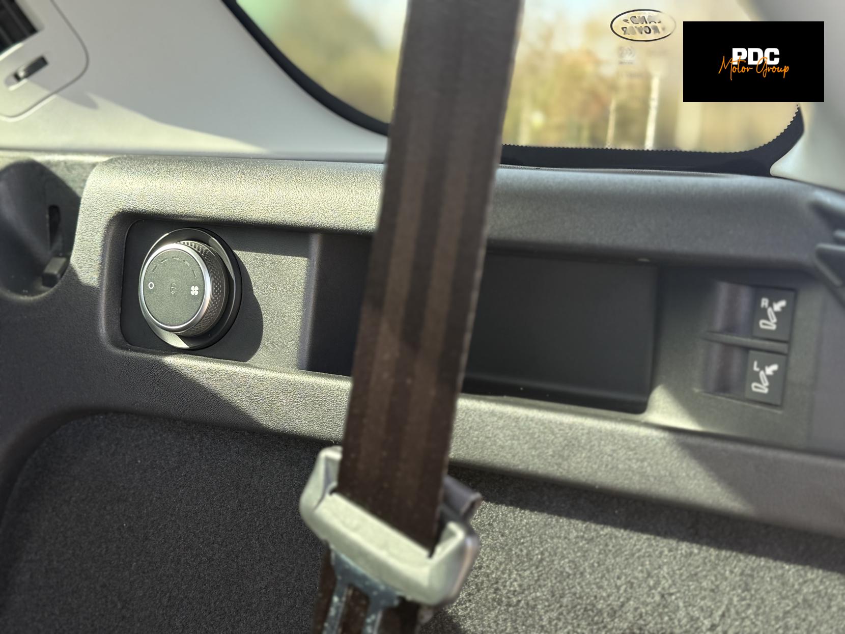 Land Rover Discovery Sport 2.0 SD4 HSE Dynamic Lux SUV 5dr Diesel Auto 4WD Euro 6 (s/s) (240 ps)