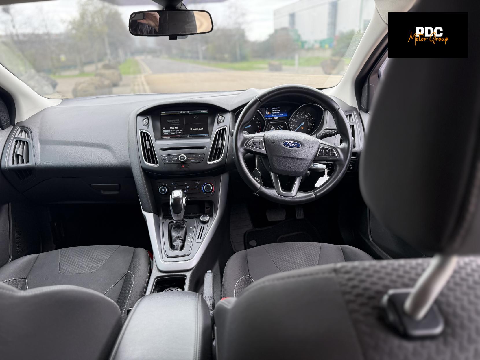 Ford Focus 1.6 Zetec Hatchback 5dr Petrol Powershift Euro 6 (125 ps)