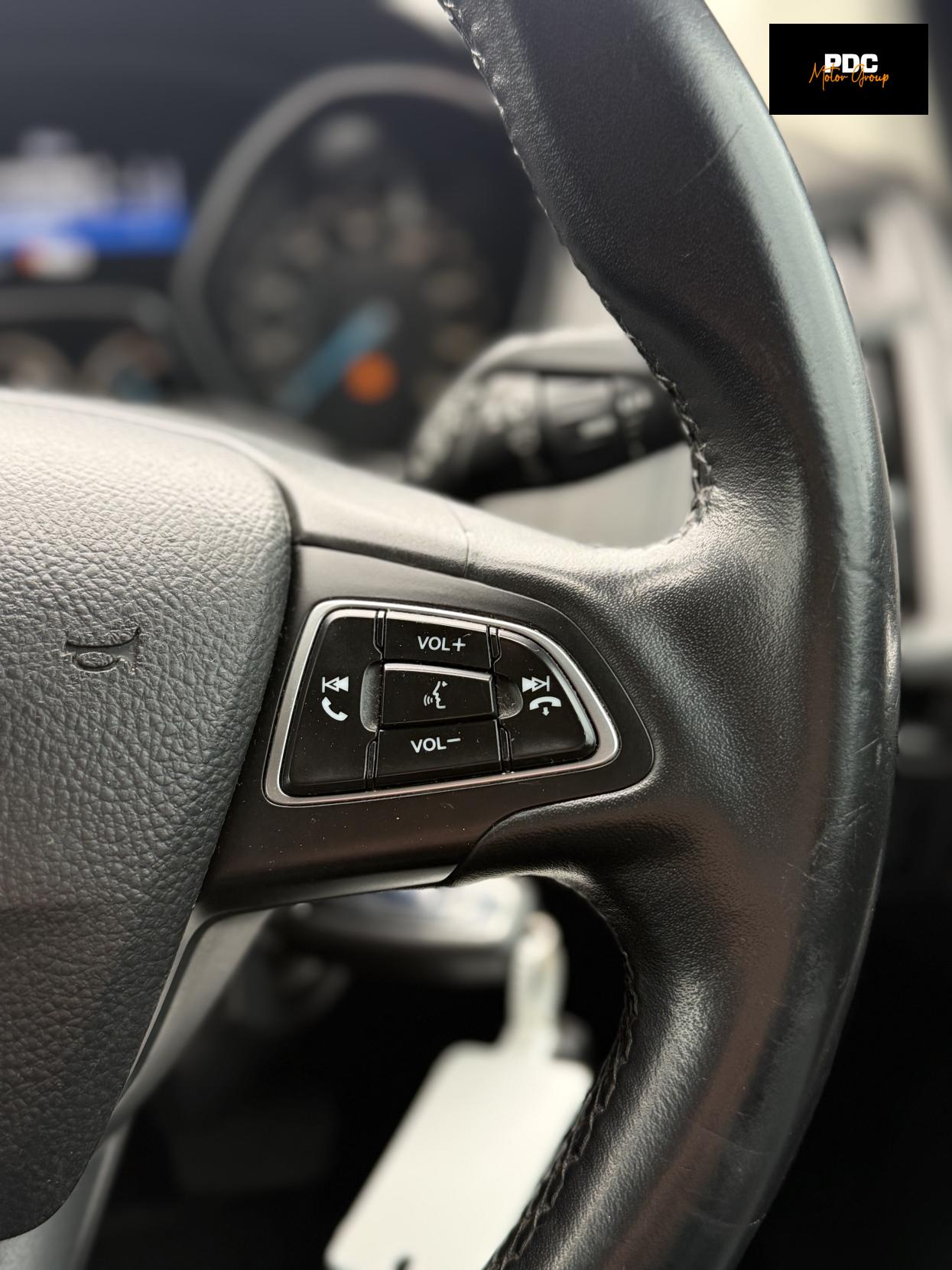 Ford Focus 1.6 Zetec Hatchback 5dr Petrol Powershift Euro 6 (125 ps)