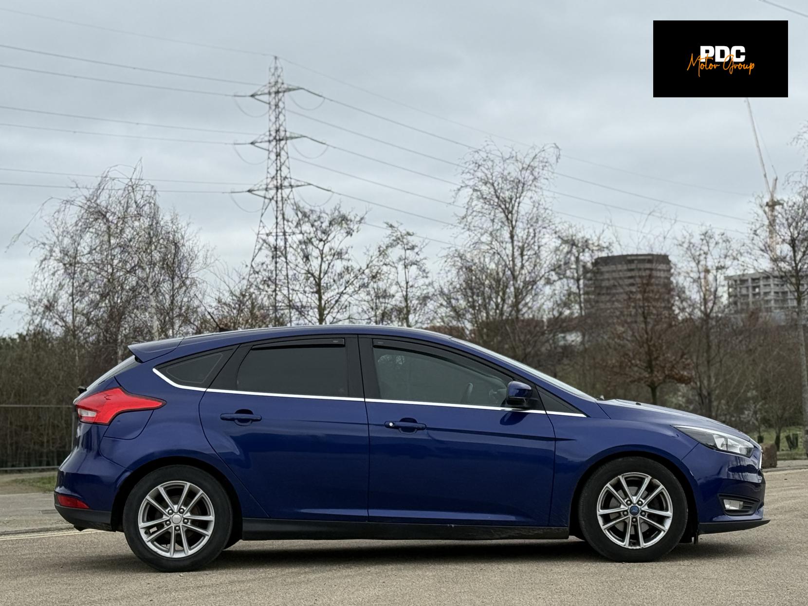 Ford Focus 1.6 Zetec Hatchback 5dr Petrol Powershift Euro 6 (125 ps)