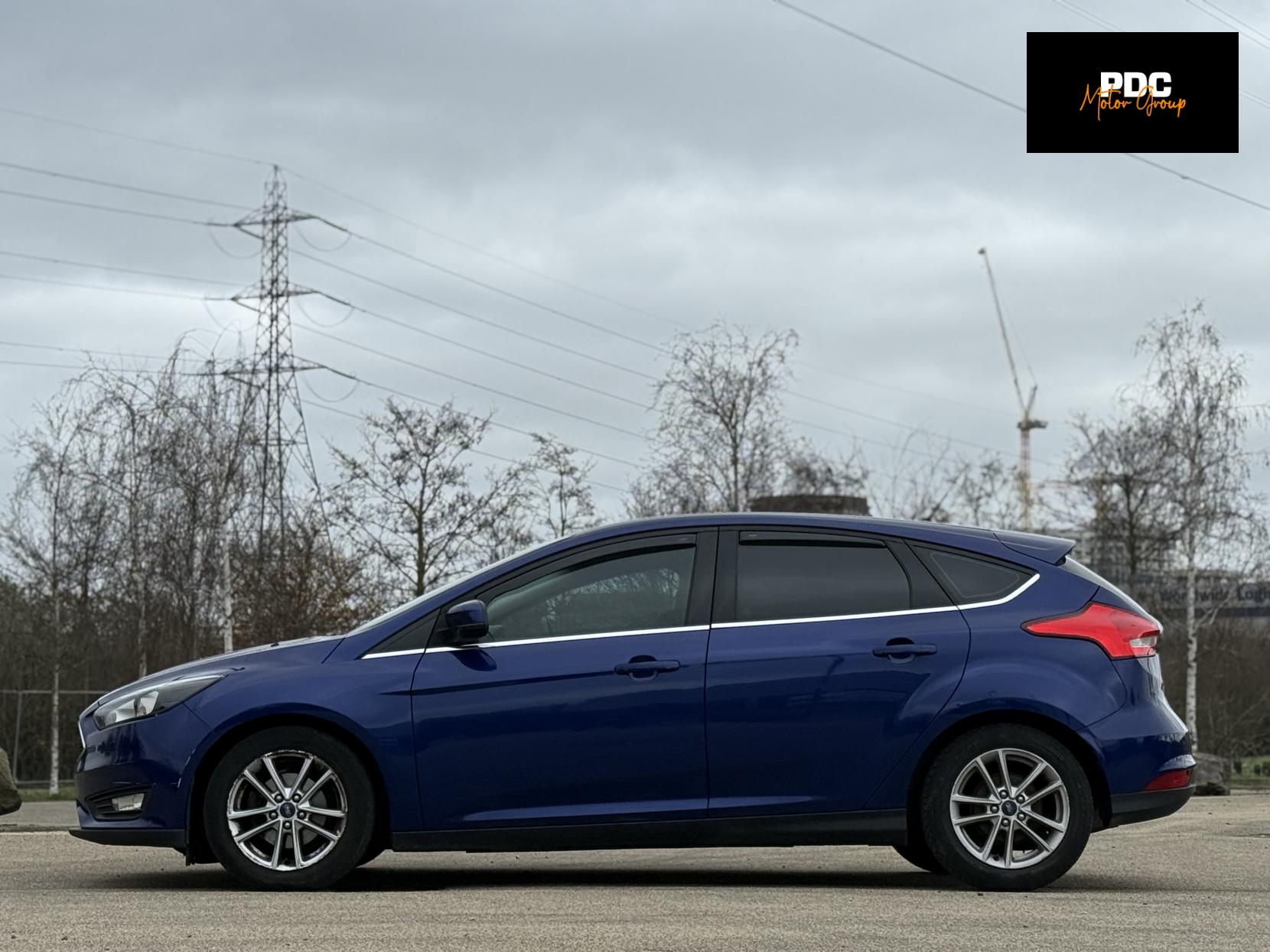 Ford Focus 1.6 Zetec Hatchback 5dr Petrol Powershift Euro 6 (125 ps)